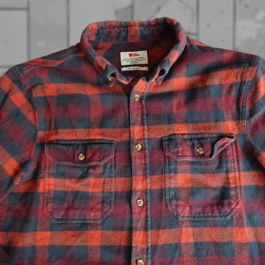 Vintage Fjallraven Mens Shirt L Orange Blue Plaid Flannel Slim Fit Button-Up Casual Travel Jacket? No, keep to original words. Size US L / EU 52-54 / 3 - 1 Thumbnail