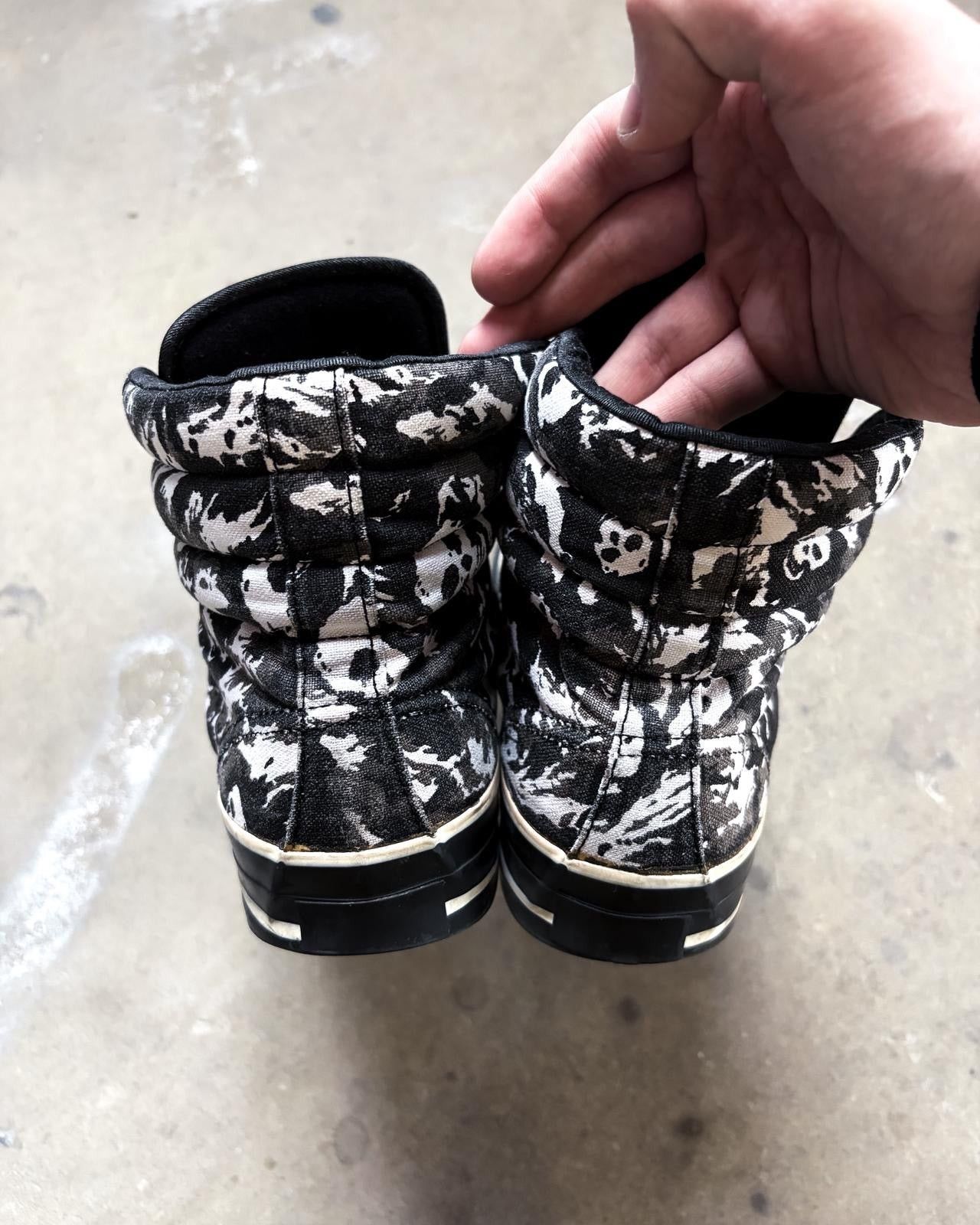 Number (N)ine S/S01 SKULL HIGH TOP CONVERSE Size US 7.5 / EU 40-41 - 6 Thumbnail