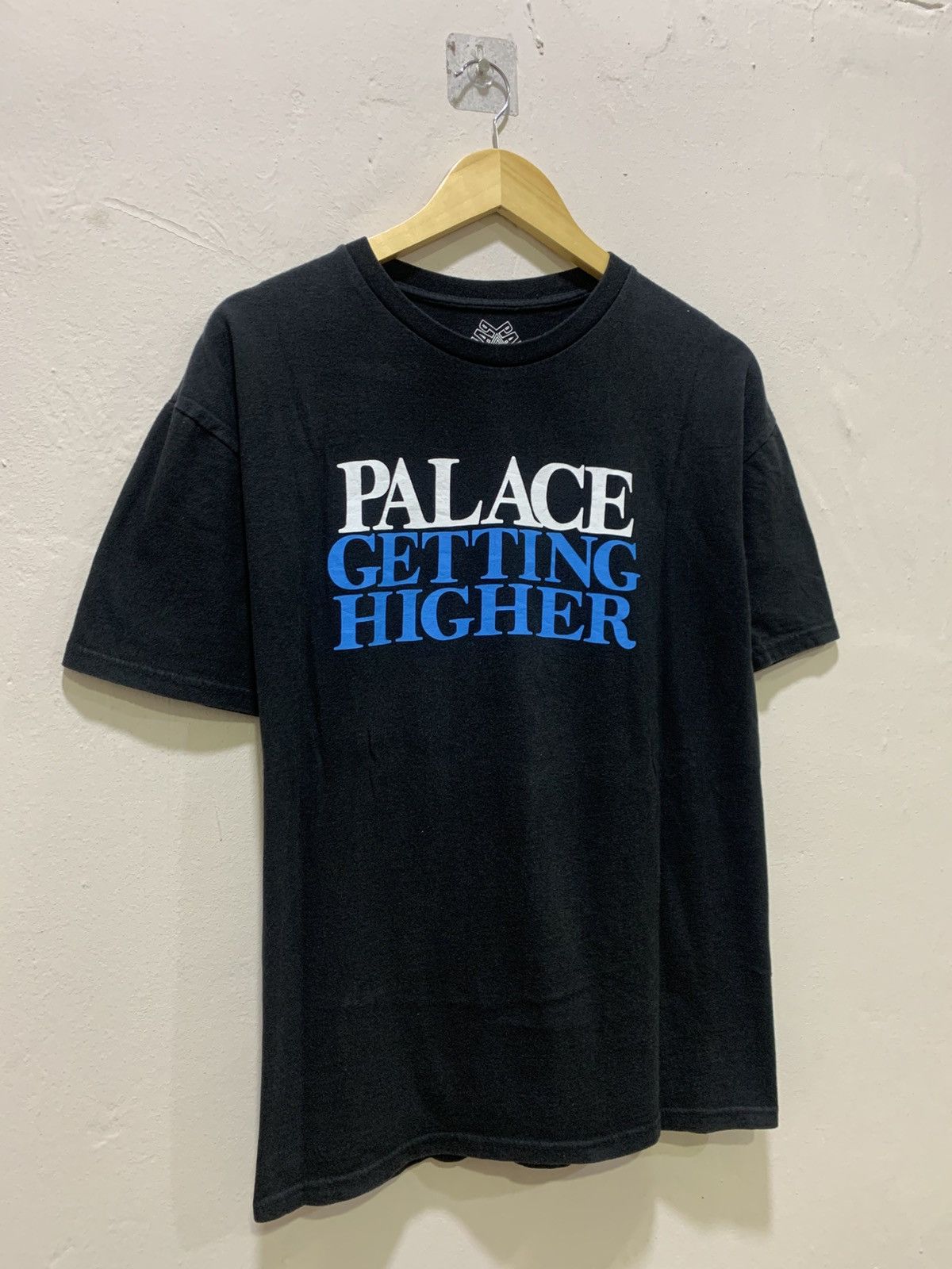 Palace Palace Getting Higher Tshirt Size US L / EU 52-54 / 3 - 3 Thumbnail