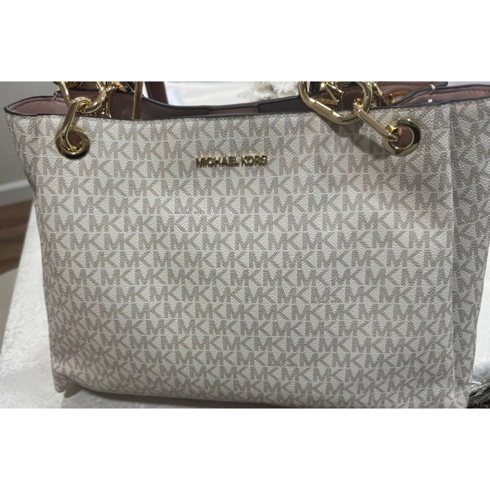 Michael Kors Michael Kors Trisha shoulder bag Retail Price: 628 $ Size ONE SIZE - 1 Thumbnail
