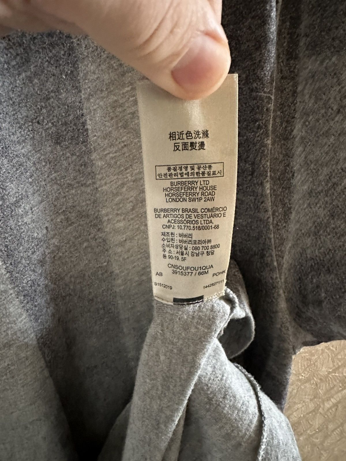 Burberry Burberry t shirt size L gray Size US L / EU 52-54 / 3 - 6 Thumbnail