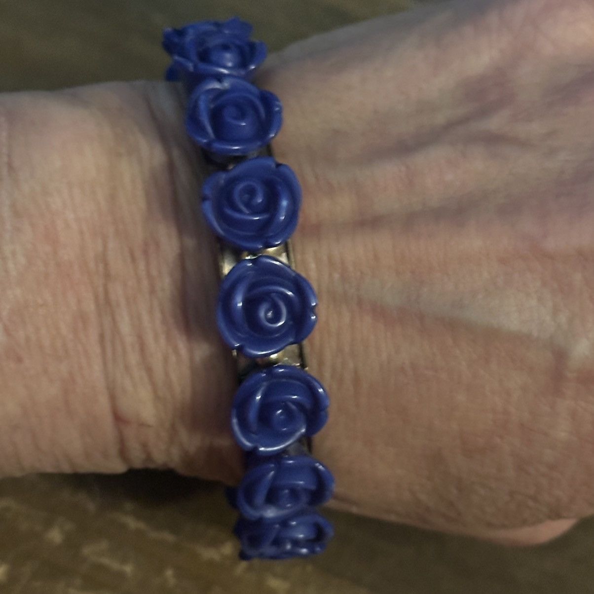 Vintage Vintage blue roses bangle bracelet Size ONE SIZE - 3 Thumbnail