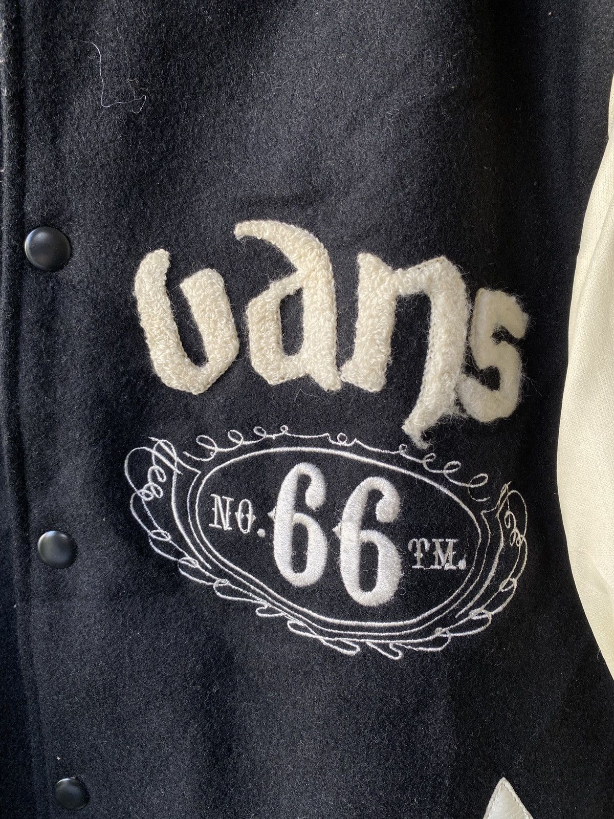 Japanese Brand × Santa Cruz Skateboards × Vans Y2K Vans Japan Skateboards Classic Varsity Jacket Size US L / EU 52-54 / 3 - 8 Thumbnail
