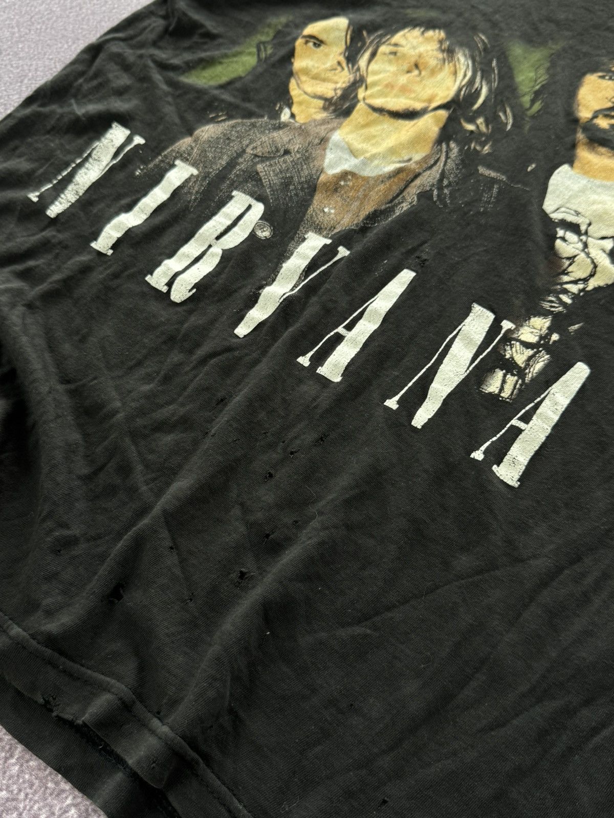 Nirvana Distressed Nirvana Vintage t shirt faded Size US S / EU 44-46 / 1 - 7 Thumbnail