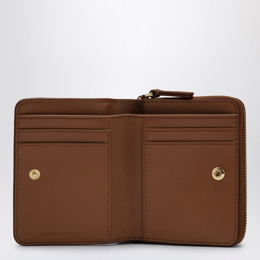 Marc Jacobs o1d2blof0824 Size: OS / Small Compact Leather Wallet Size ONE SIZE - 2 Thumbnail
