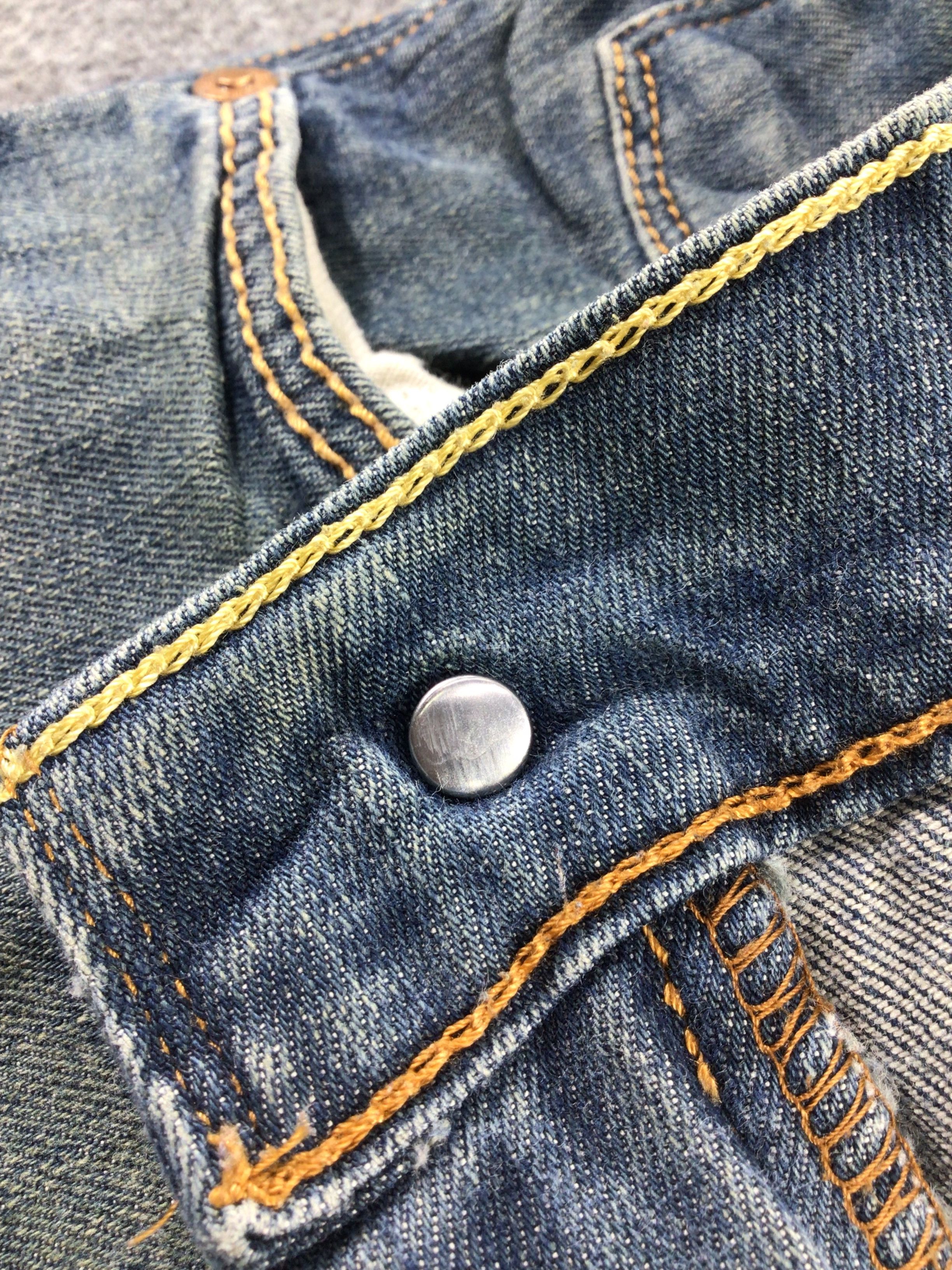Levi's Vintage Levis 514 Jeans-J895 Size US 29 - 8 Thumbnail
