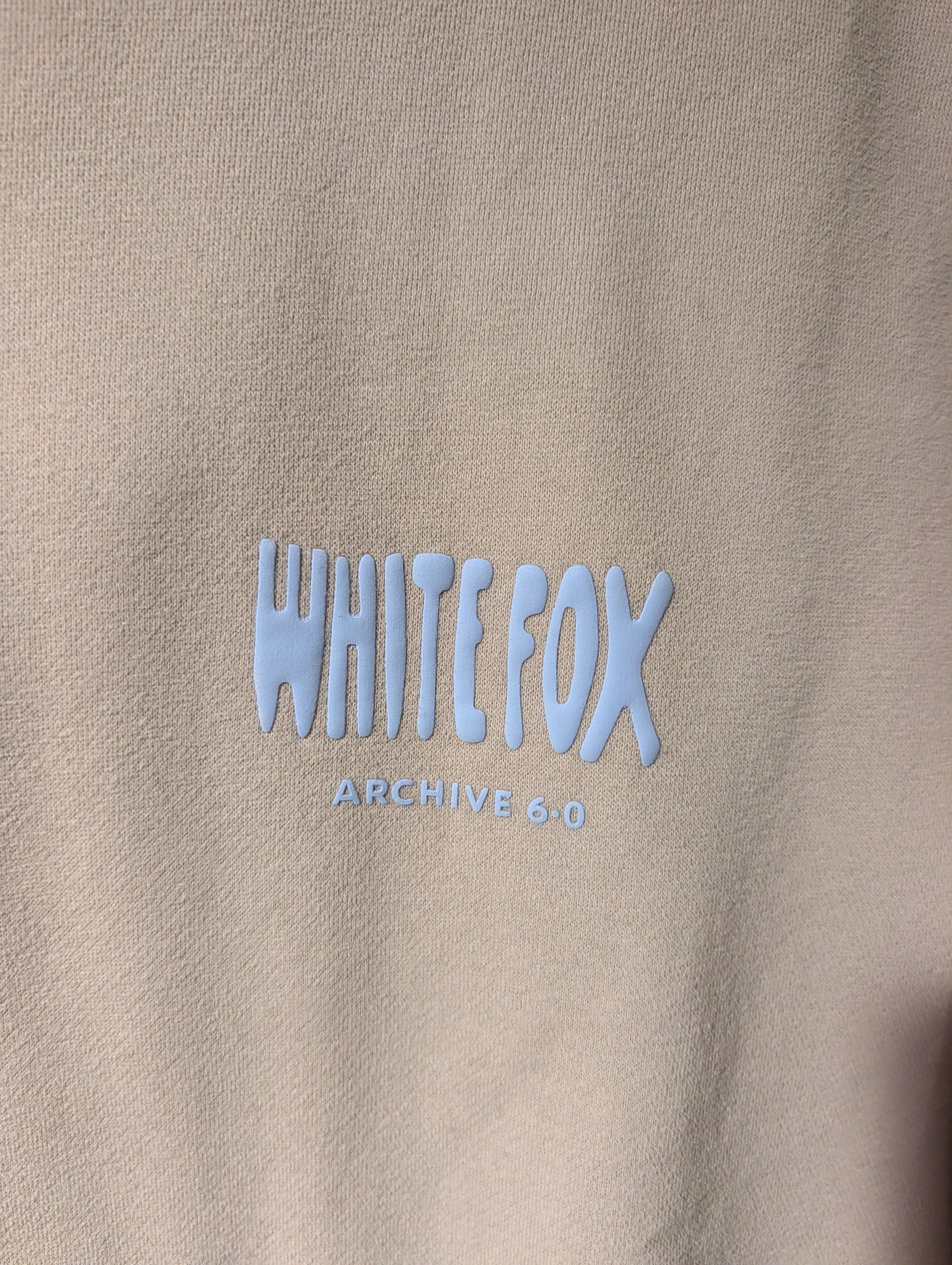 Gildan White Fox Hoodie Womens S/M Archive 6.0 Oversized Puff Print Size M / US 6-8 / IT 42-44 - 7 Thumbnail