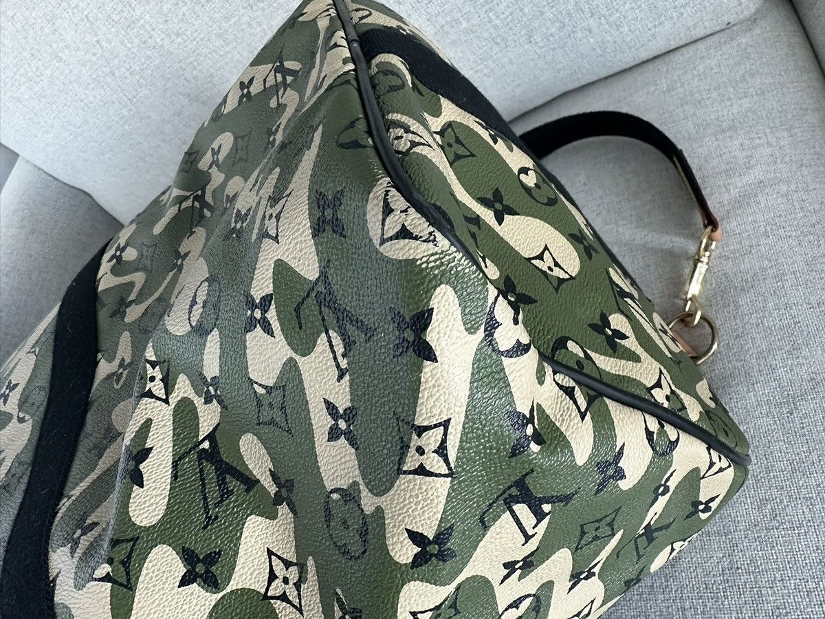 Louis Vuitton × Takashi Murakami Louis Vuitton x Murakami Monogramouflage Duffle Keepall 55 Size ONE SIZE - 9 Thumbnail