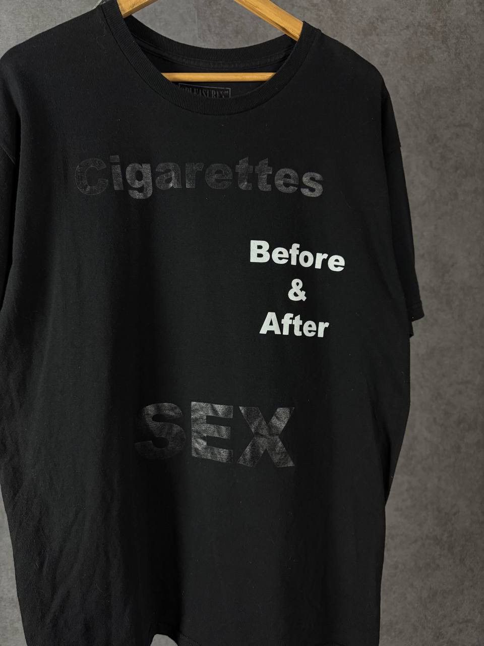 Pleasures Pleasures designer tee Size US L / EU 52-54 / 3 - 3 Thumbnail