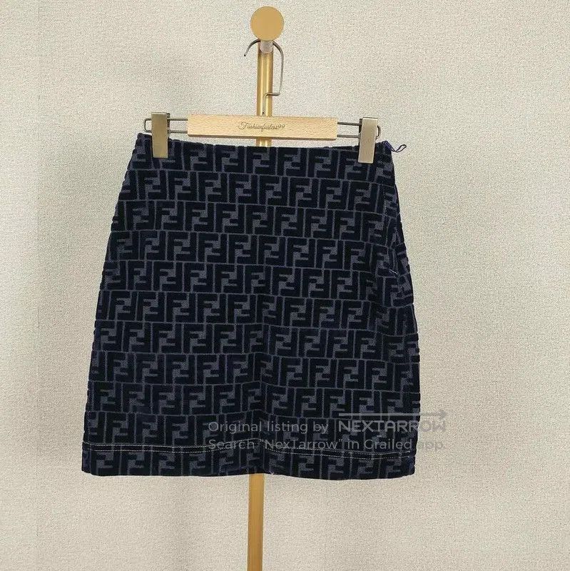 Fendi Fendi Black Cotton Women's Skirt . Size 23" - 1 Thumbnail