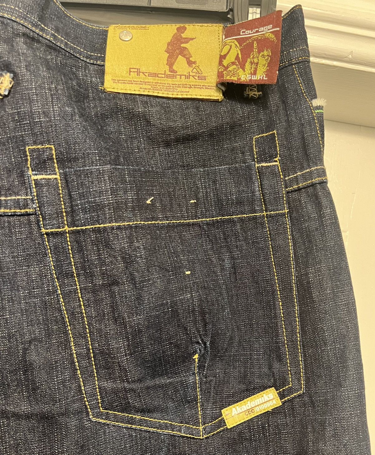Akademiks Authentic Akademiks Streetwear Denim Jeans 36 Rare Courage Size US 36 / EU 52 - 9 Thumbnail