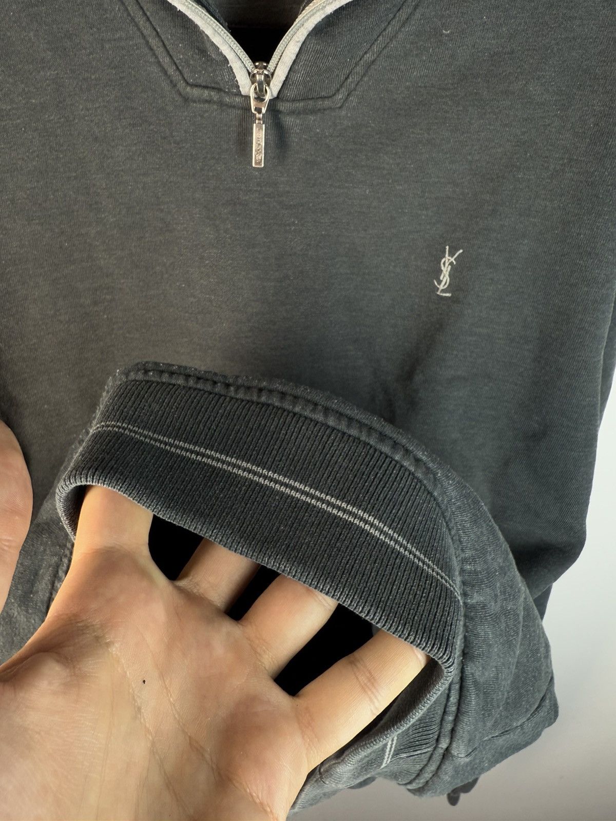 Yves Saint Laurent 90s YSL Sweatshirt 1/4 Quarter Zip Grey Sweater Vintage Size US L / EU 52-54 / 3 - 16 Thumbnail