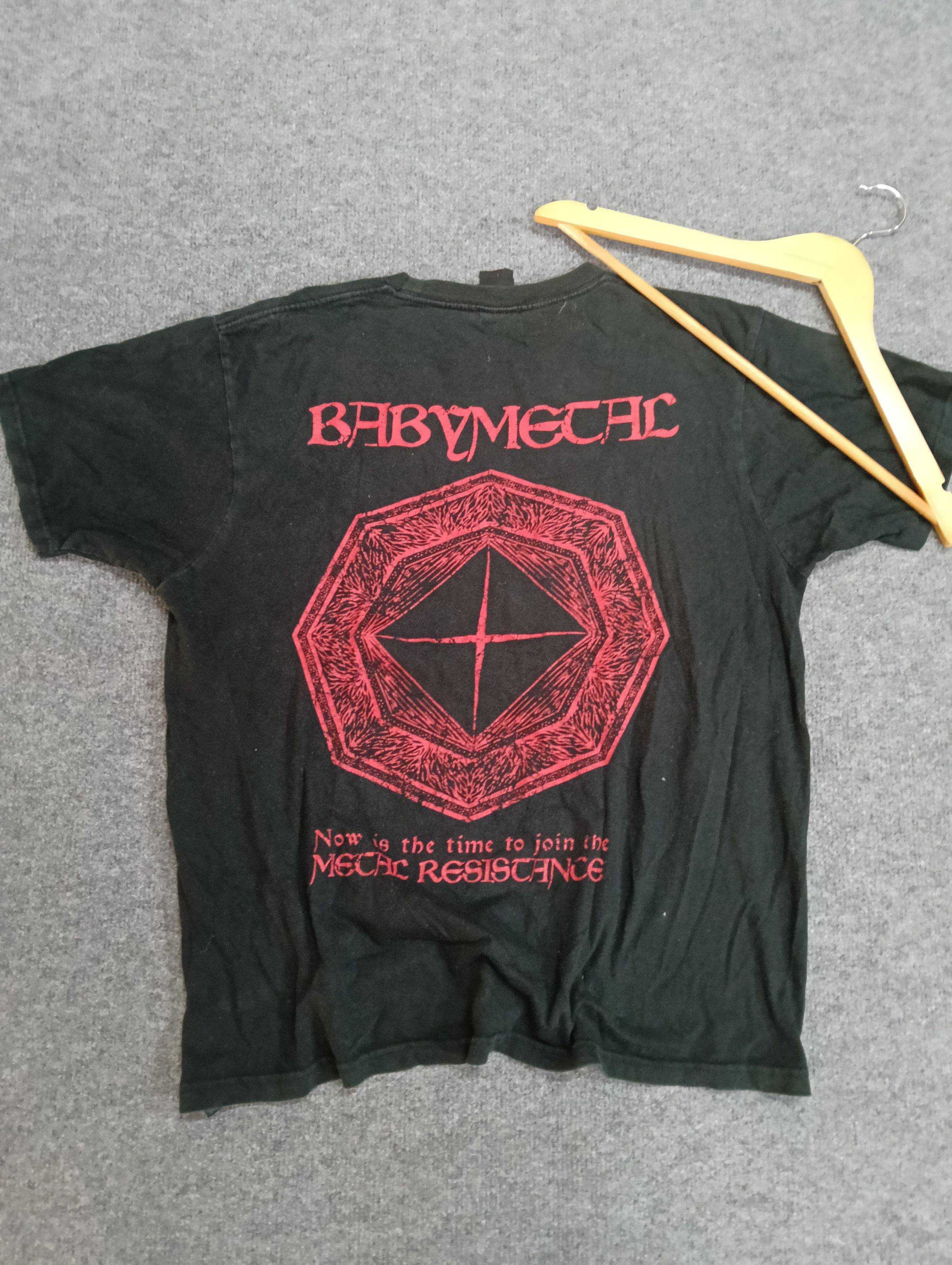 Band Tees Vintage Baby Metal the one & faded black. Size US M / EU 48-50 / 2 - 8 Thumbnail