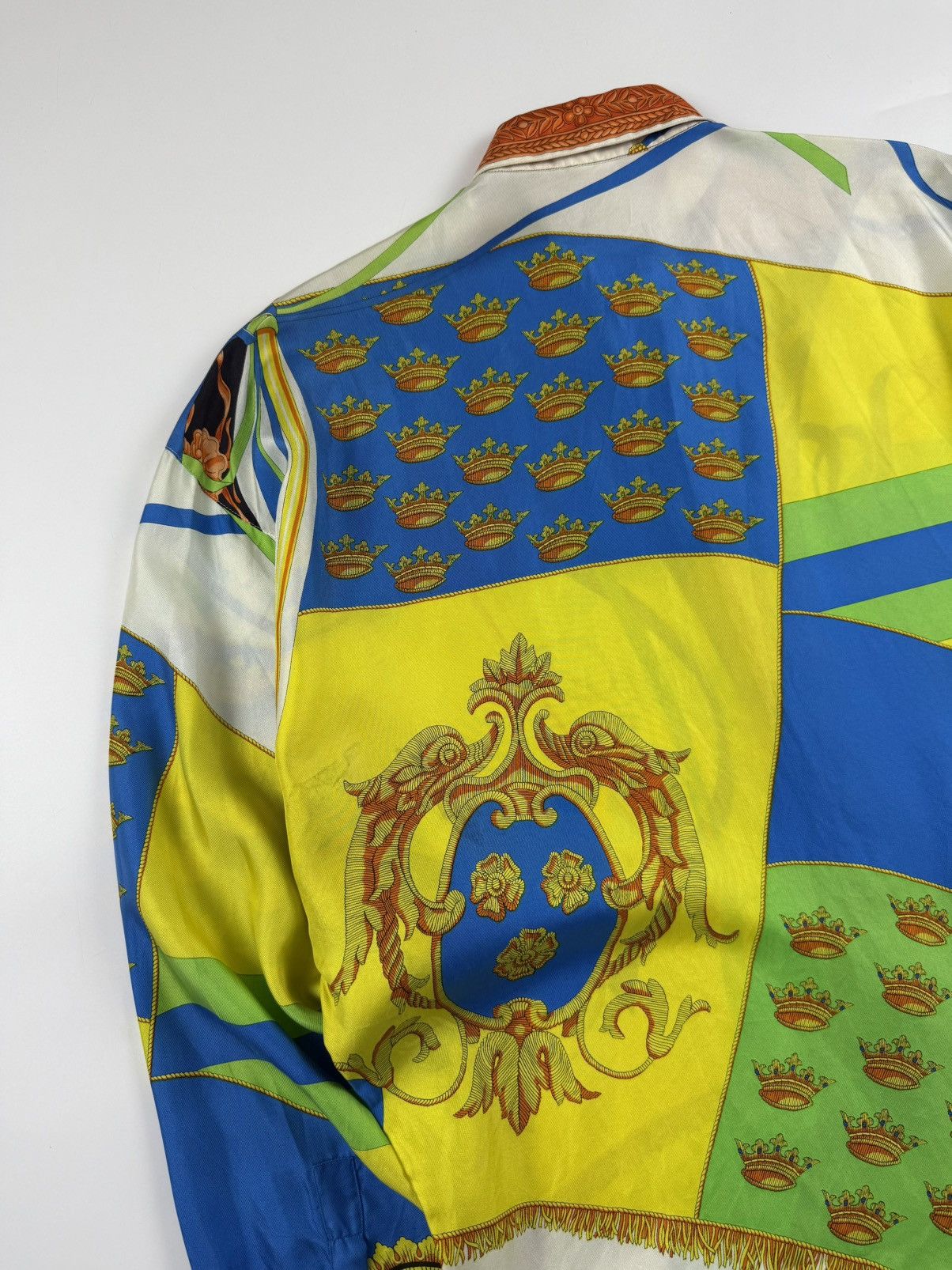 Versace Gianni Versace 1993 Silk Shirt Size US XL / EU 56 / 4 - 10 Thumbnail