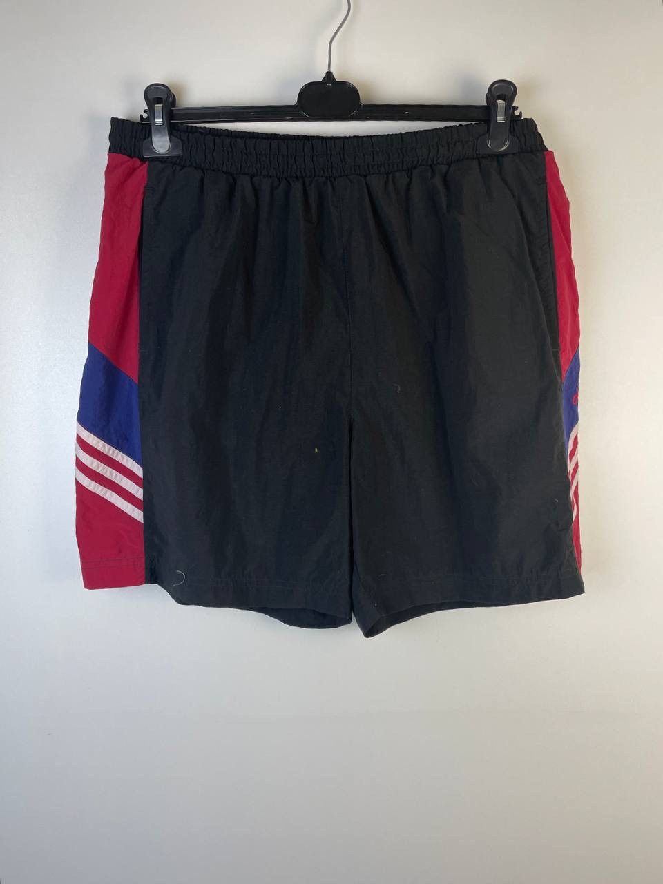 Vintage Adidas vintage shorts size L Size US 36 / EU 52 - 1 Thumbnail