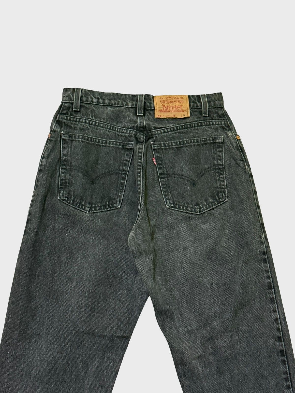 Levi's × Vintage Vintage Levi's 551 Relaxed Fit Tapered LegJeans Size US 28 / EU 44 - 10 Thumbnail