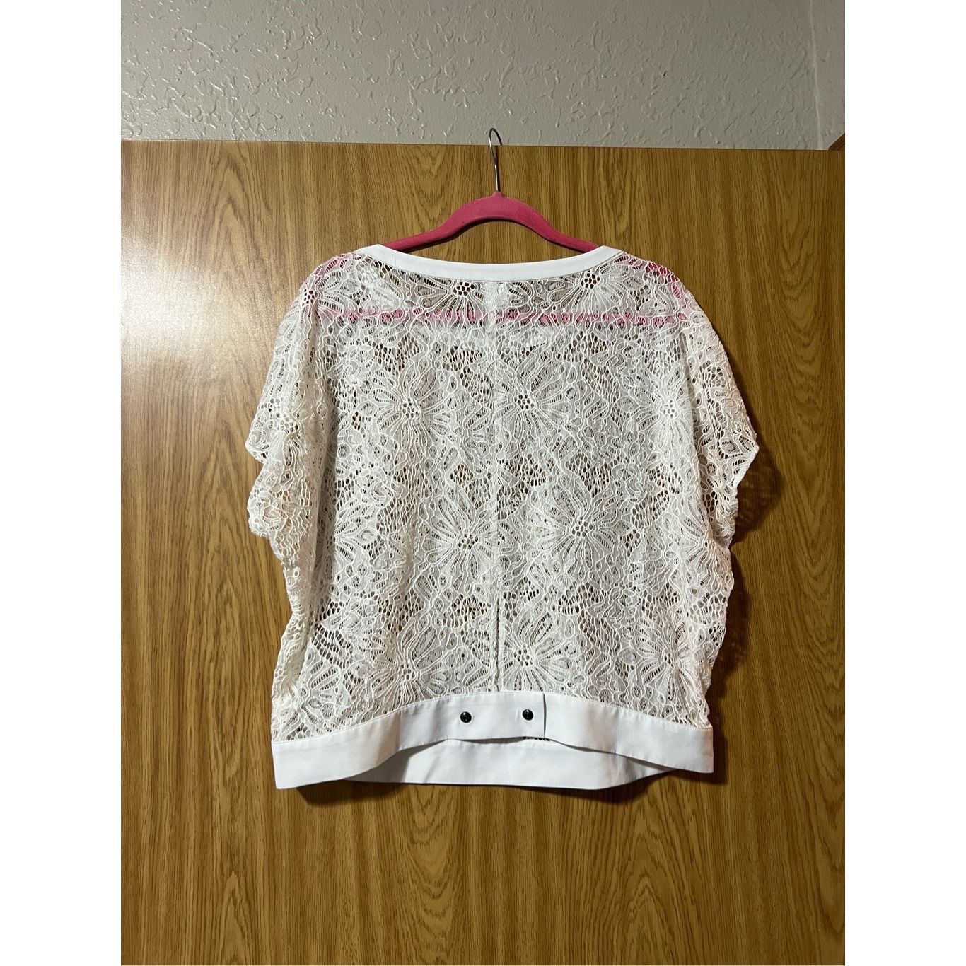 Other Cabi White Lace Top Woman’s Size Medium See Through Top Size M / US 6-8 / IT 42-44 - 6 Thumbnail