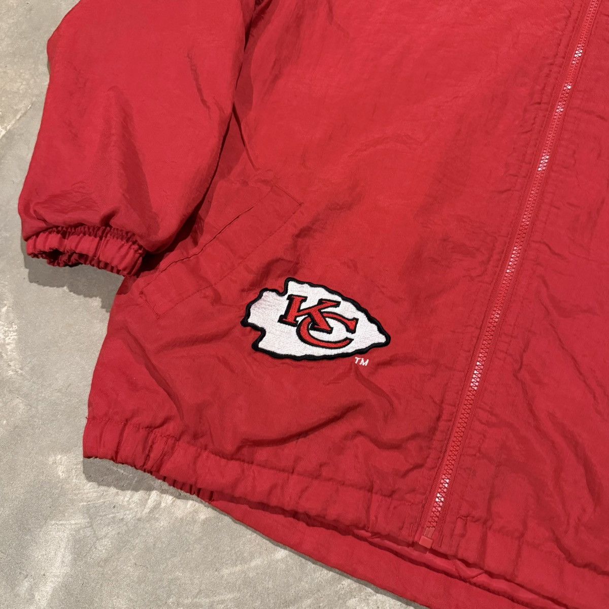 Starter Vintage 1990s Kansas City Chiefs NFL Pro Line Stadium Jacket Size US M / EU 48-50 / 2 - 3 Thumbnail