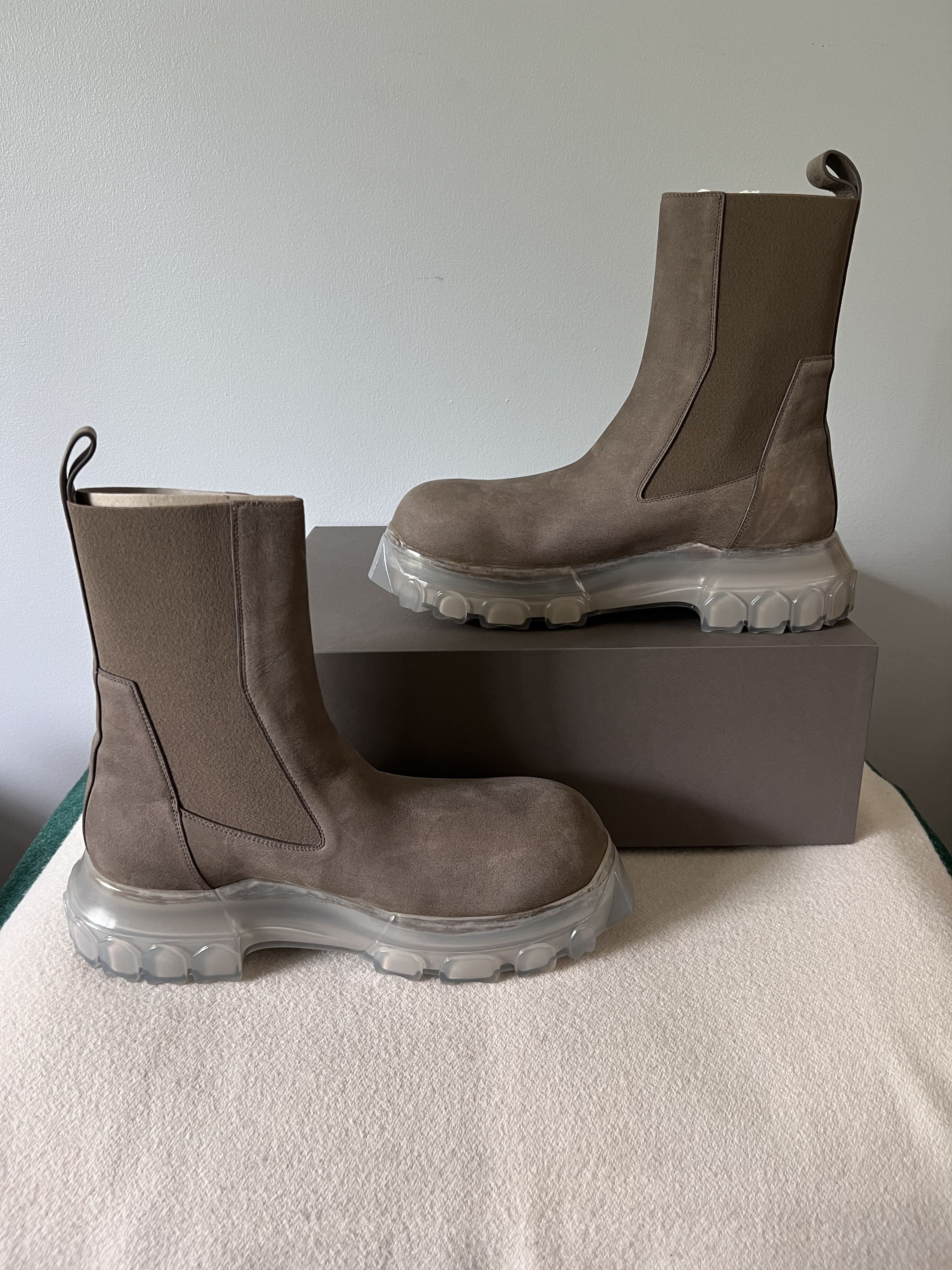Rick Owens Rick Owens Beatle Bozo Tractor Boots in Dust Size US 12 / EU 45 - 3 Thumbnail