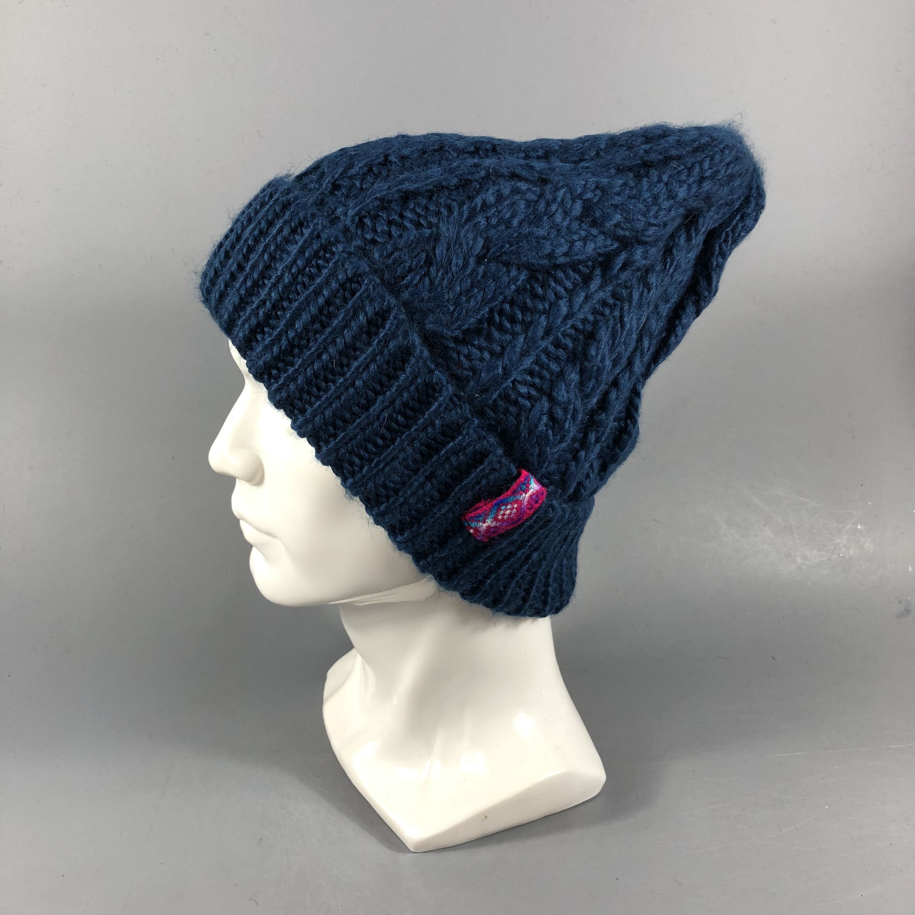 Vintage TITICACA Cable Knit Beanie Snowcap Snow Hat B1042 Size ONE SIZE - 2 Thumbnail