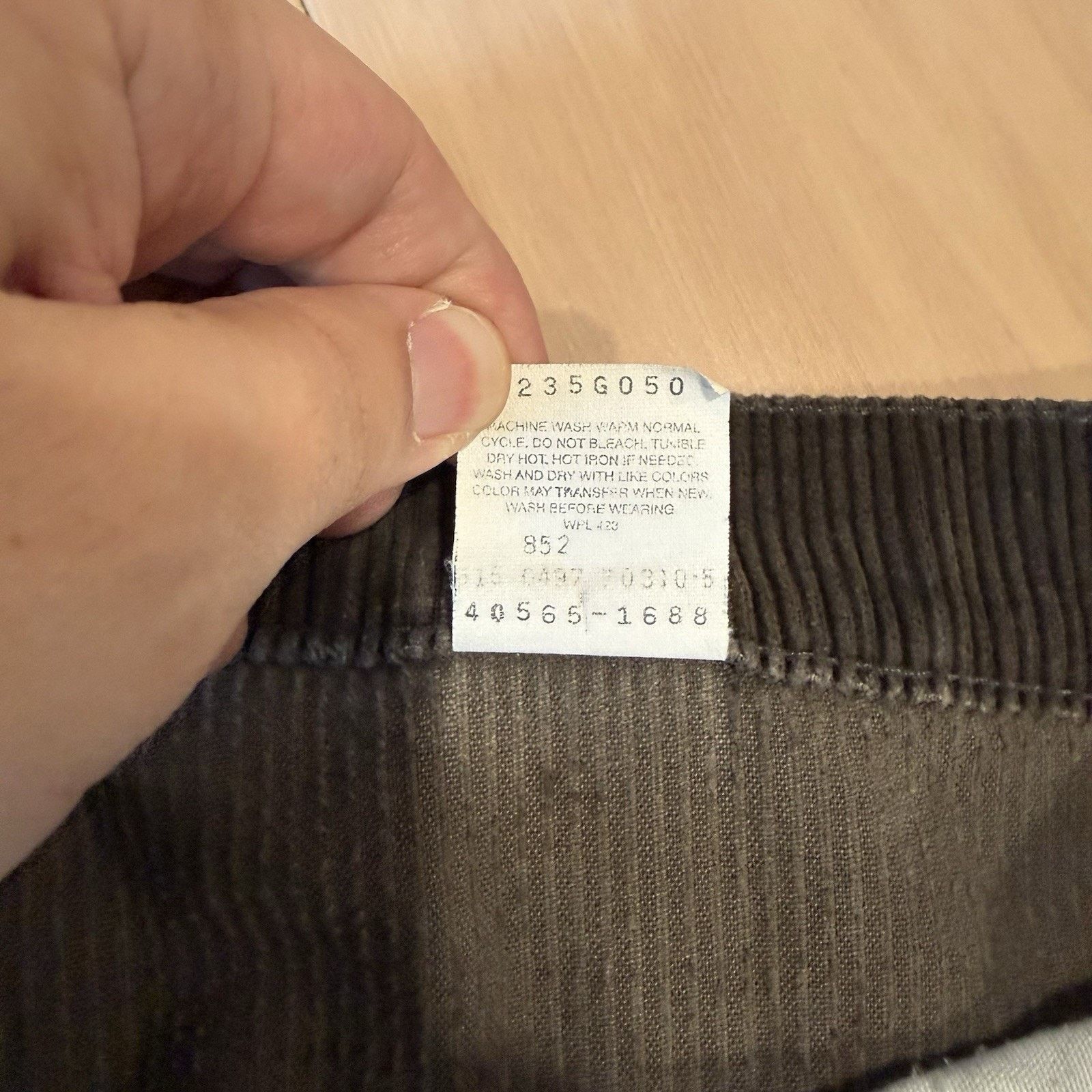 Levi's Vintage Levis 565 Corduroy Pants 36 Brown 90s Made in USA Size US 36 / EU 52 - 5 Thumbnail
