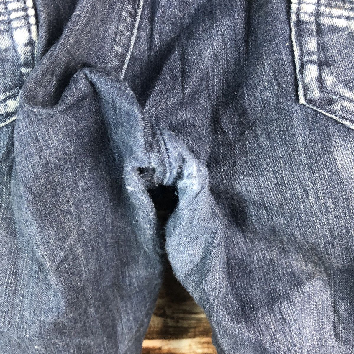 Japanese Brand Japanese Brand Blue Distressed Denim Pants #A2093 Size US 35 - 20 Thumbnail
