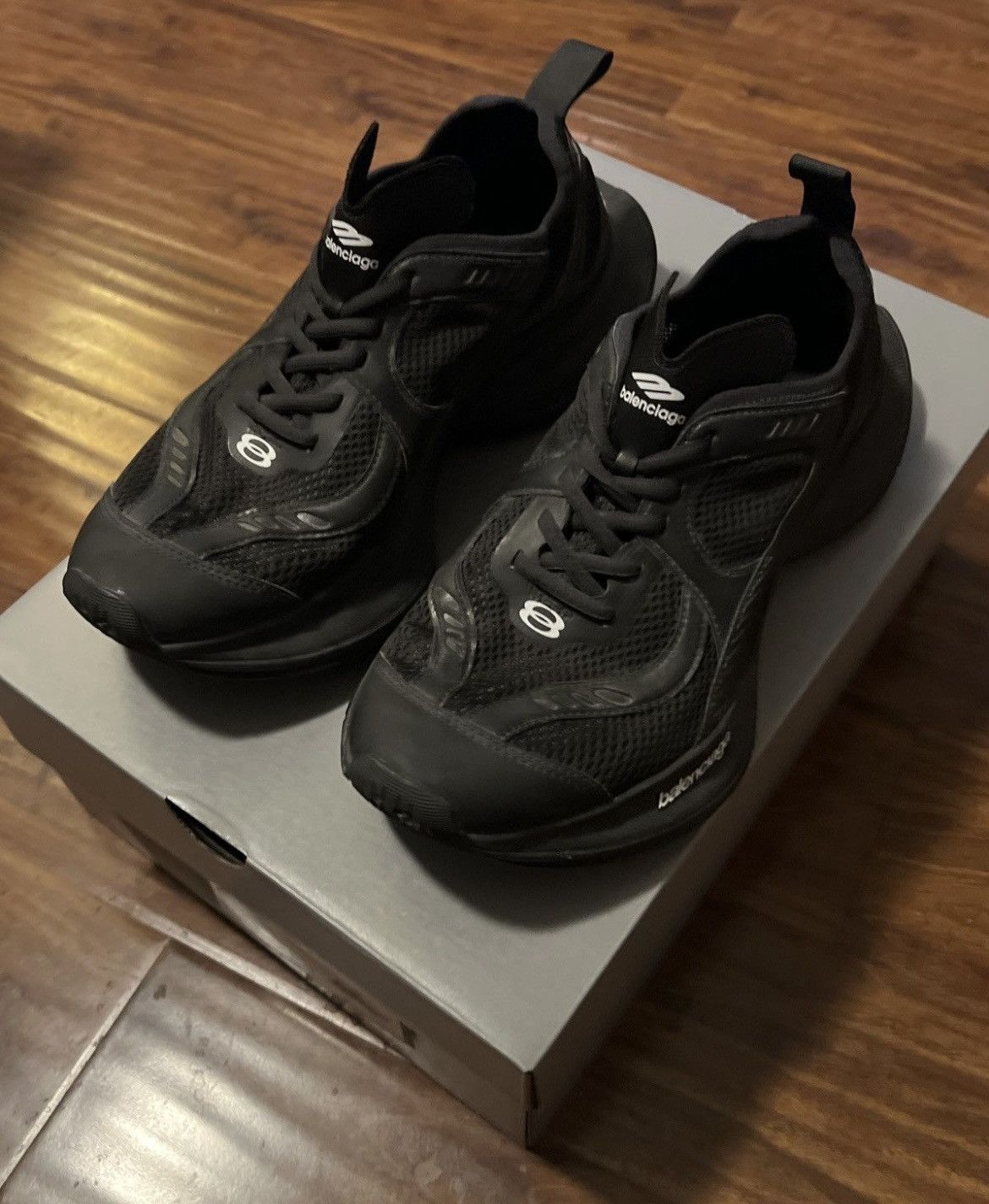 Balenciaga Balenciaga Circuit Sneakers Size US 9 / EU 42 - 1 Thumbnail
