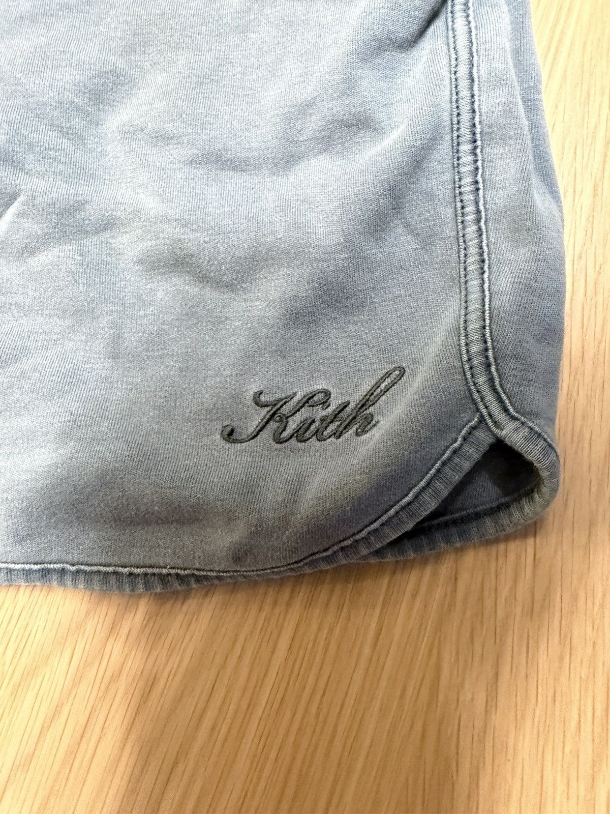 Kith Kith Script Logo Washed Sweat Shorts — Medium Size US 32 / EU 48 - 2 Thumbnail