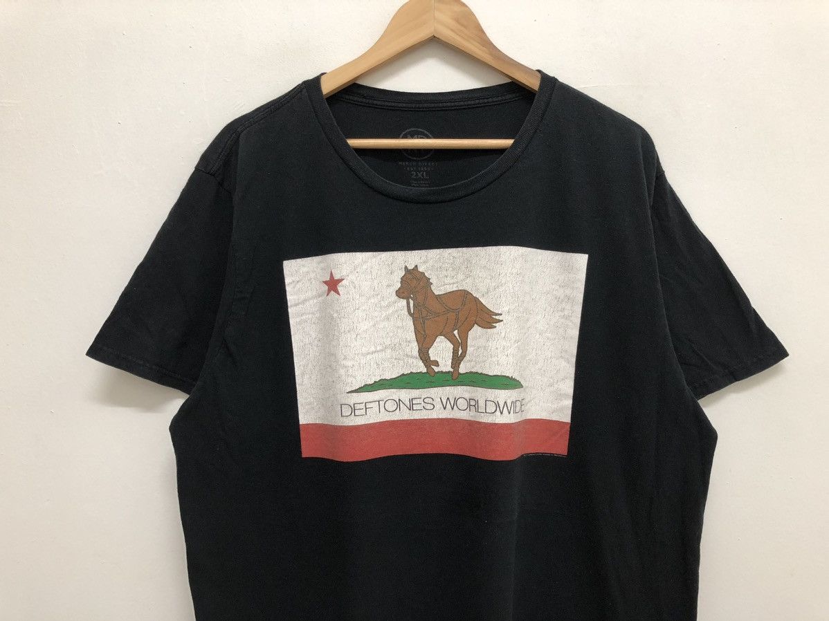 Band Tees ALTERNATIVE 🔥 DEFTONES WORLDWIDE OFFICIAL BY MERCH DIRECT Size US XXL / EU 58 / 5 - 3 Thumbnail