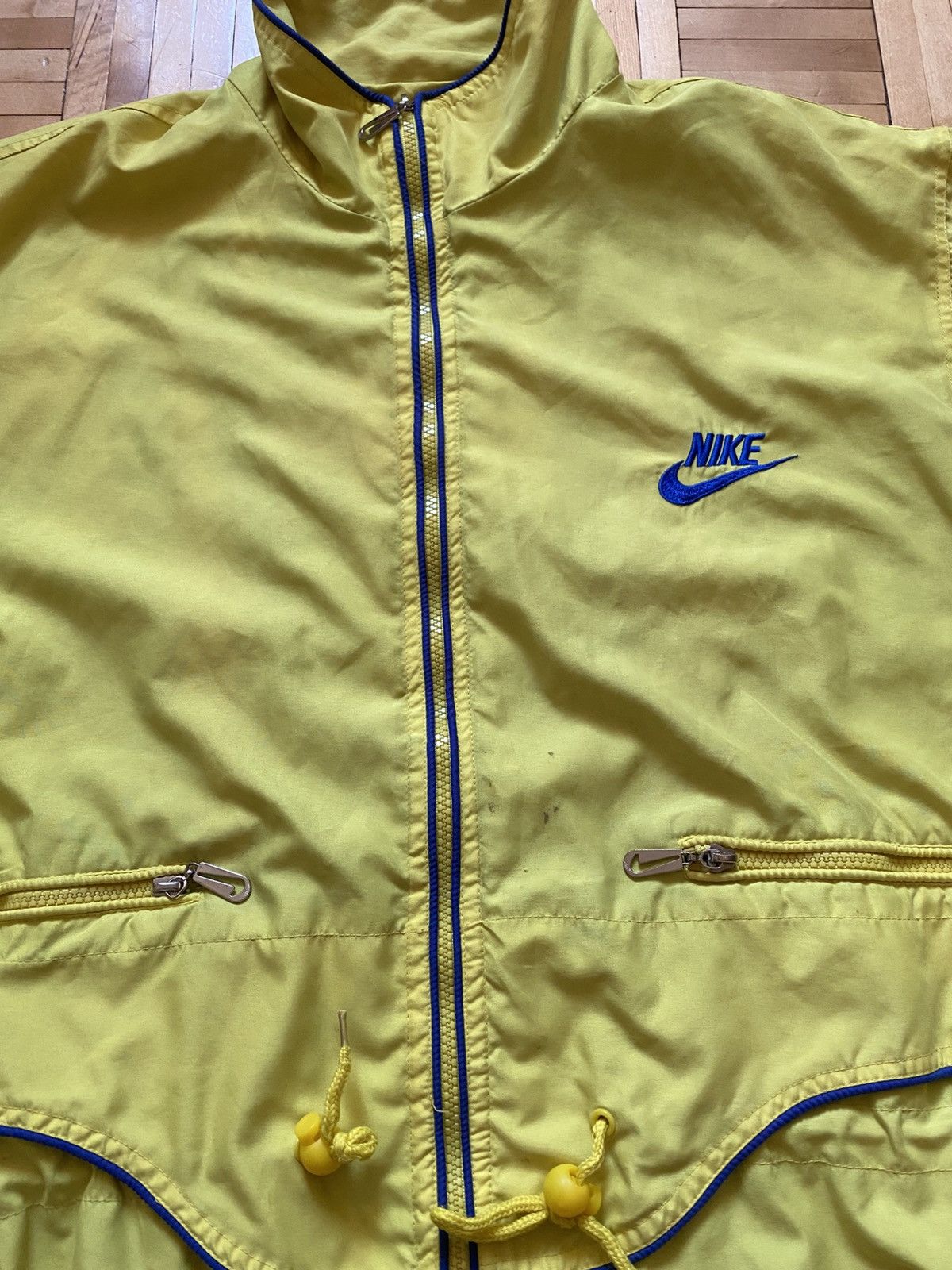 Nike 80-90s Nike Vintage Nylon Collectible Jacket USA very rare Size US L / EU 52-54 / 3 - 9 Thumbnail