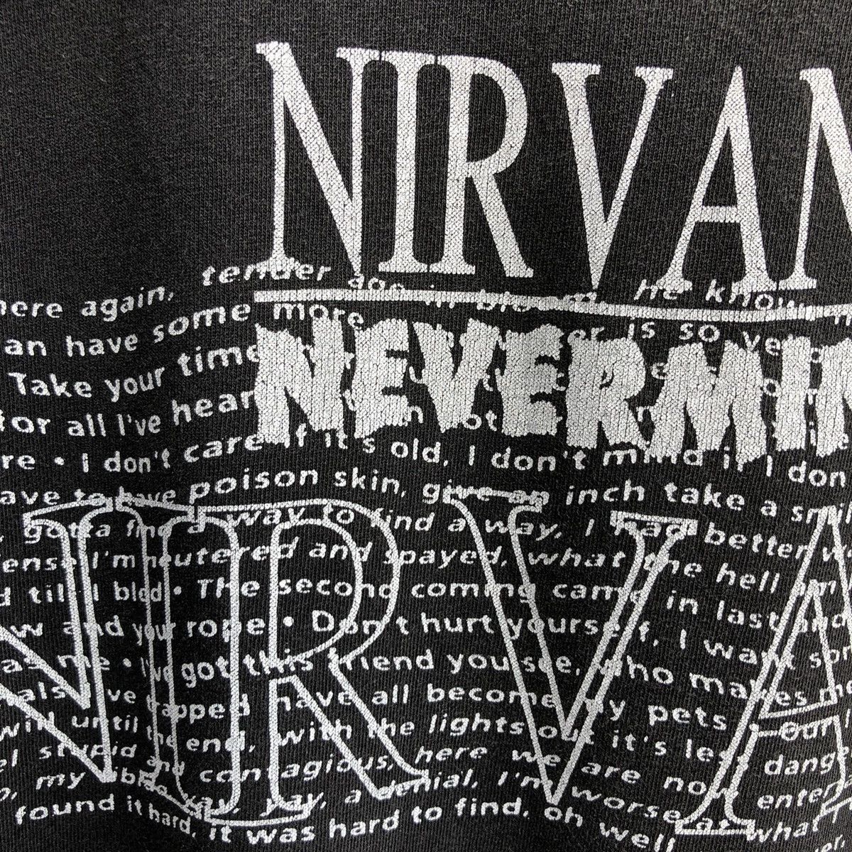 Band Tees 💢Rare💢 Vintage 90s Faded NIRVANA NEVERMIND Bootleg Tshirt Size US XL / EU 56 / 4 - 16 Thumbnail