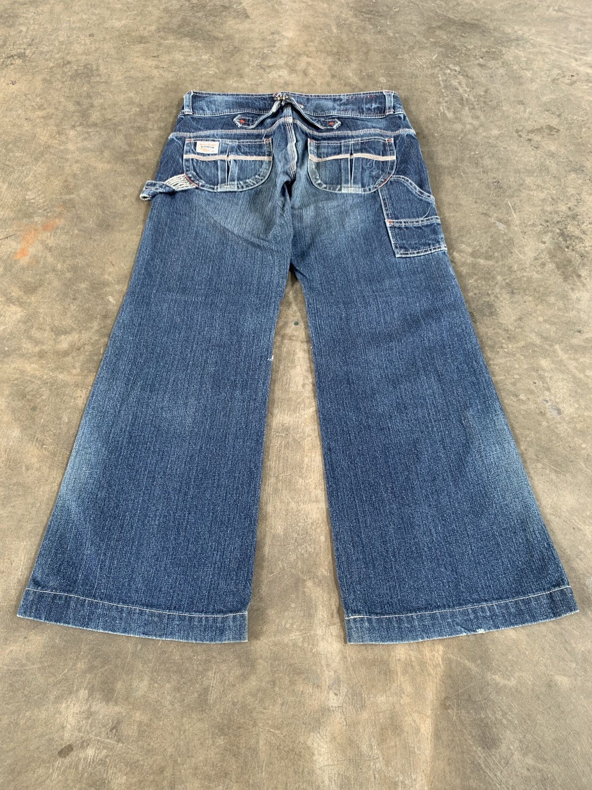 Japanese Brand Betty smith carpenter flare jeans with buckle back Size 32" / US 10 / IT 46 - 2 Thumbnail