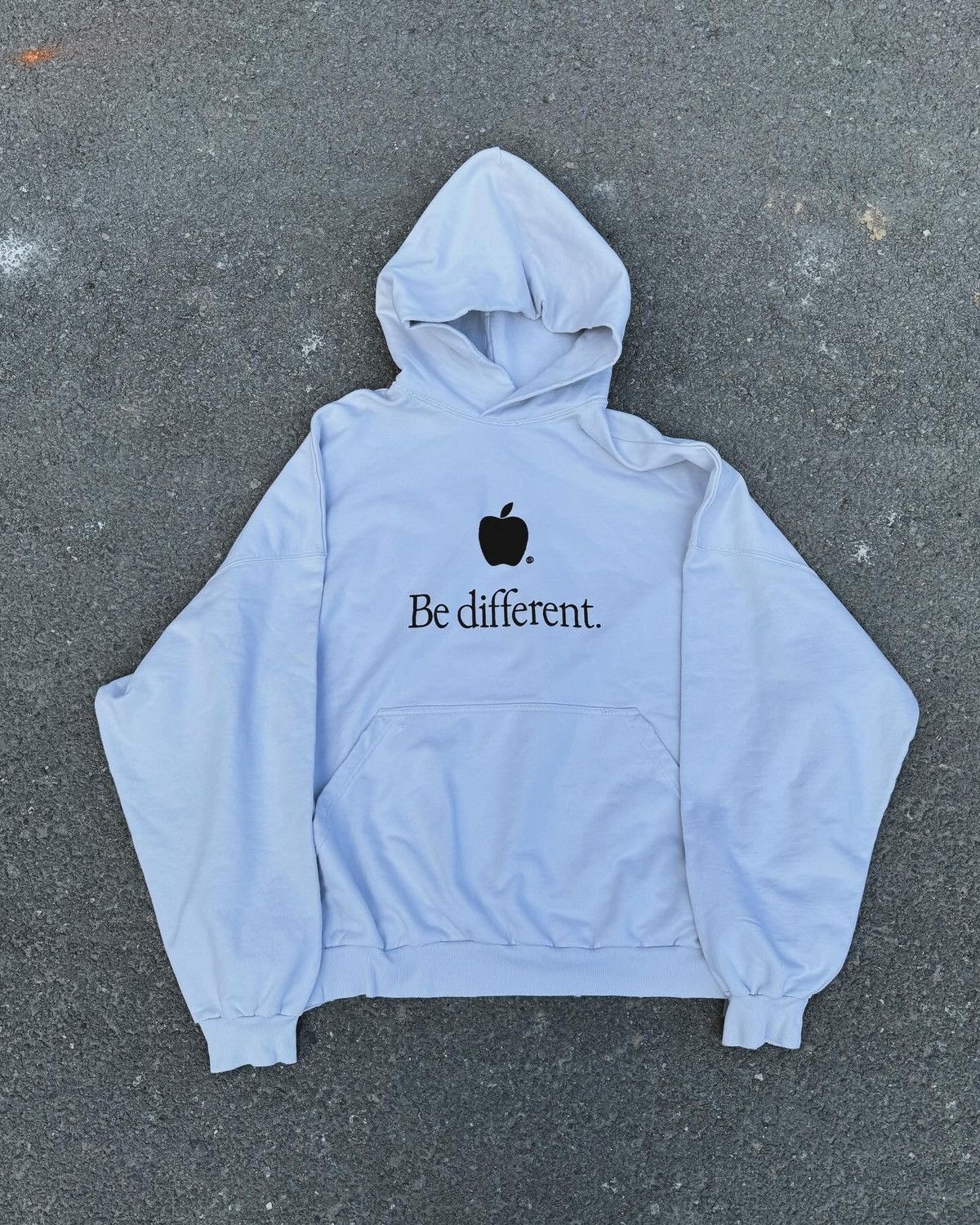 Balenciaga AW22 Be Different Hoodie Sz.2