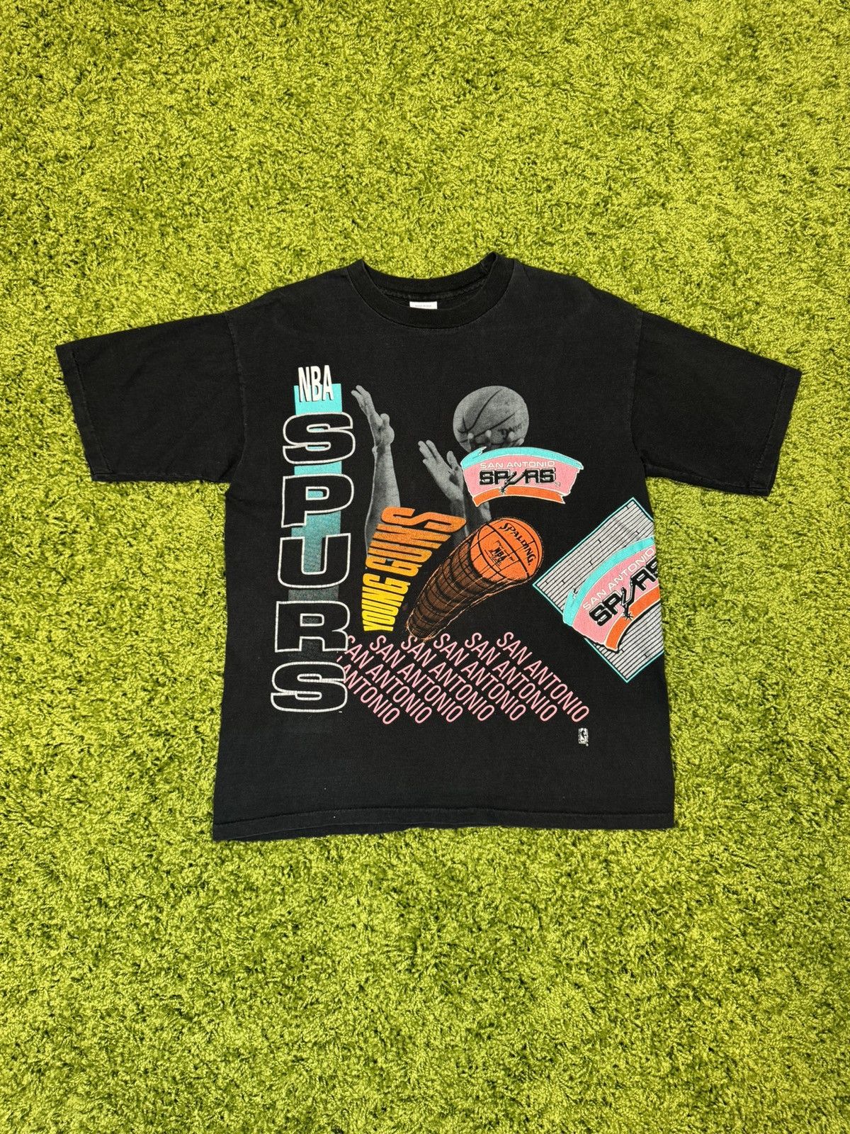 NBA × Vintage 1990 San Antonio Spurs Tee Size US L / EU 52-54 / 3 - 1 Thumbnail