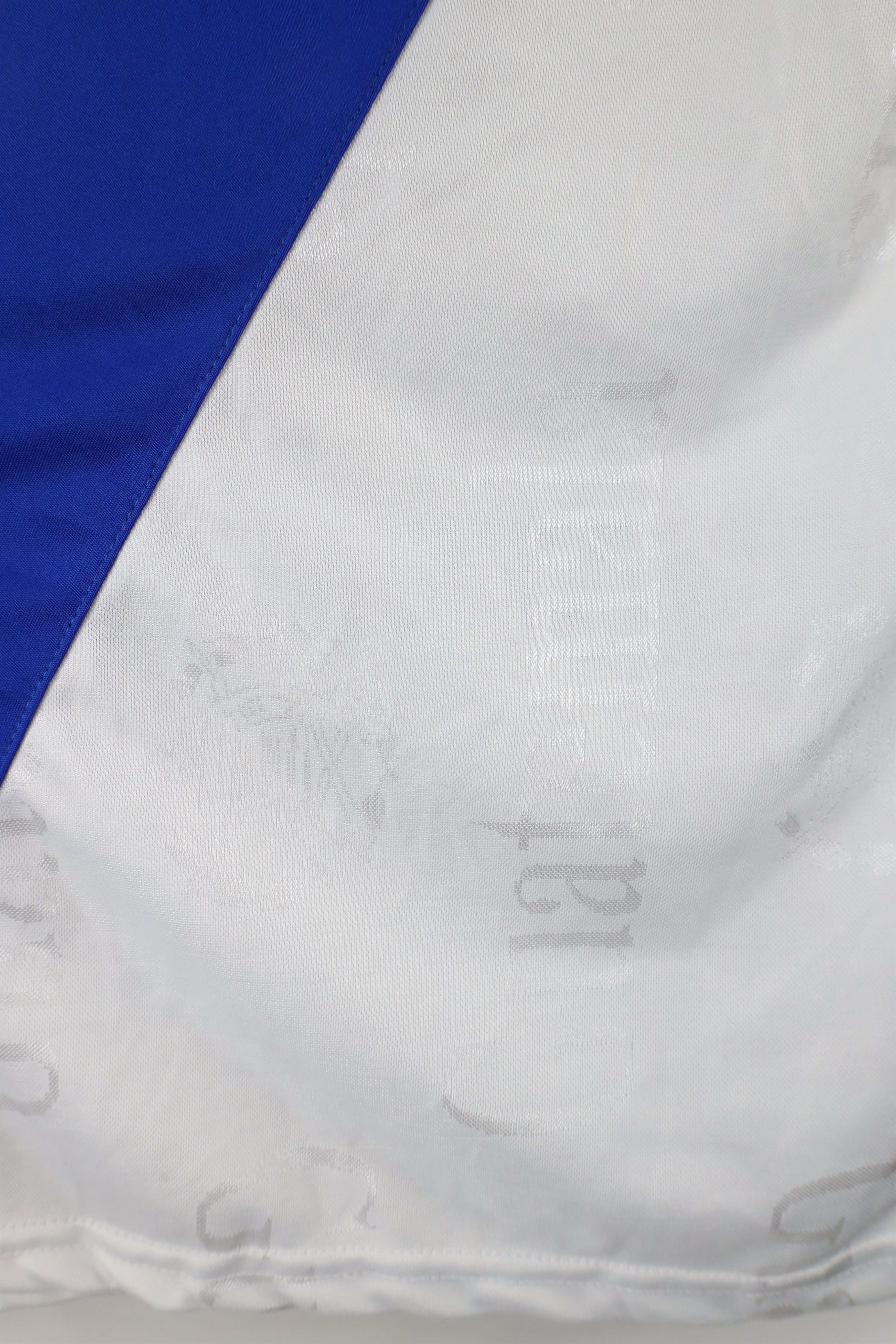 Umbro × Vintage Vintage Umbro All Over Print Guatemala Soccer Futbol Jersey Size US S / EU 44-46 / 1 - 7 Thumbnail