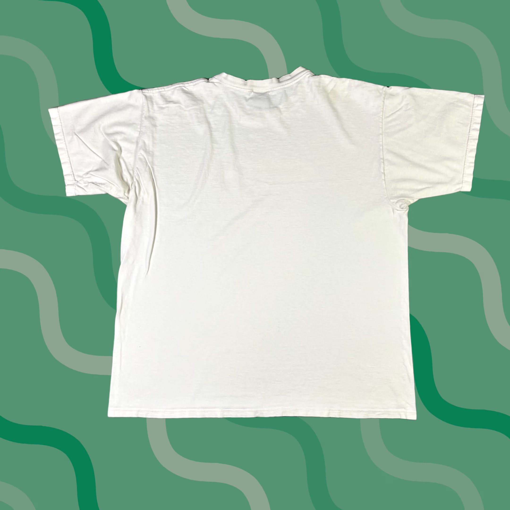 Timberland VINTAGE Timberland T Shirt Spell Out Logo Distressed Large 90s USA Mens White Cotton Crew Neck Short Sleeve Logo Button? Size US L / EU 52-54 / 3 - 1 Thumbnail
