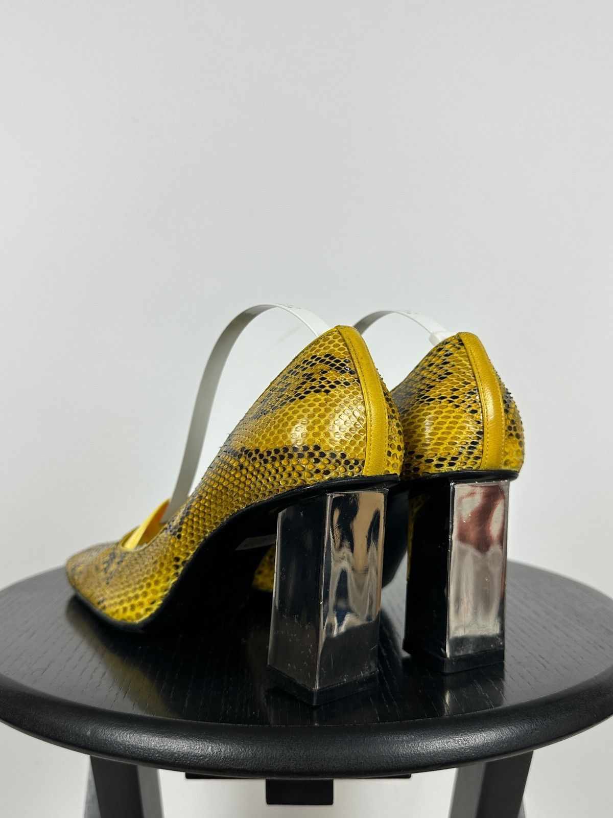 Dolce & Gabbana Vintage Dolce & Gabbana Snakeskin Block Heel Pumps Size US 6 / IT 36 - 5 Thumbnail
