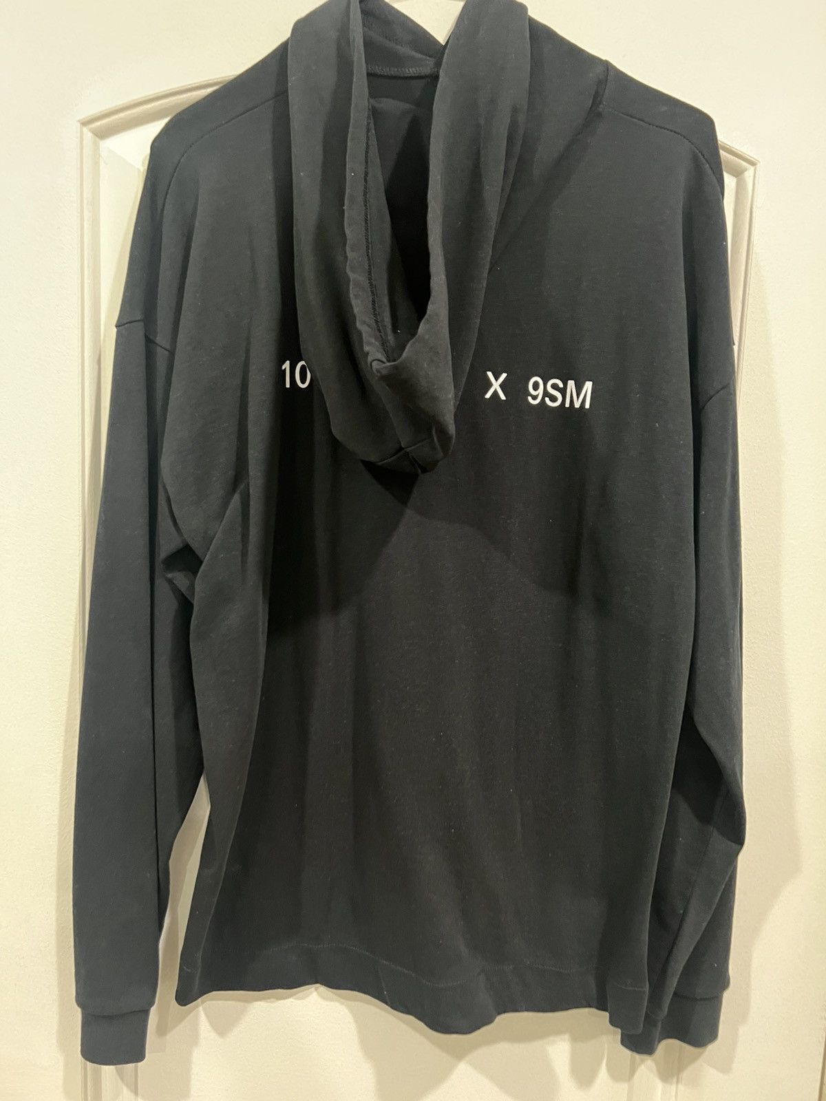 1017 ALYX 9SM 1017 ALYX 9SM Size US S / EU 44-46 / 1 - 2 Thumbnail