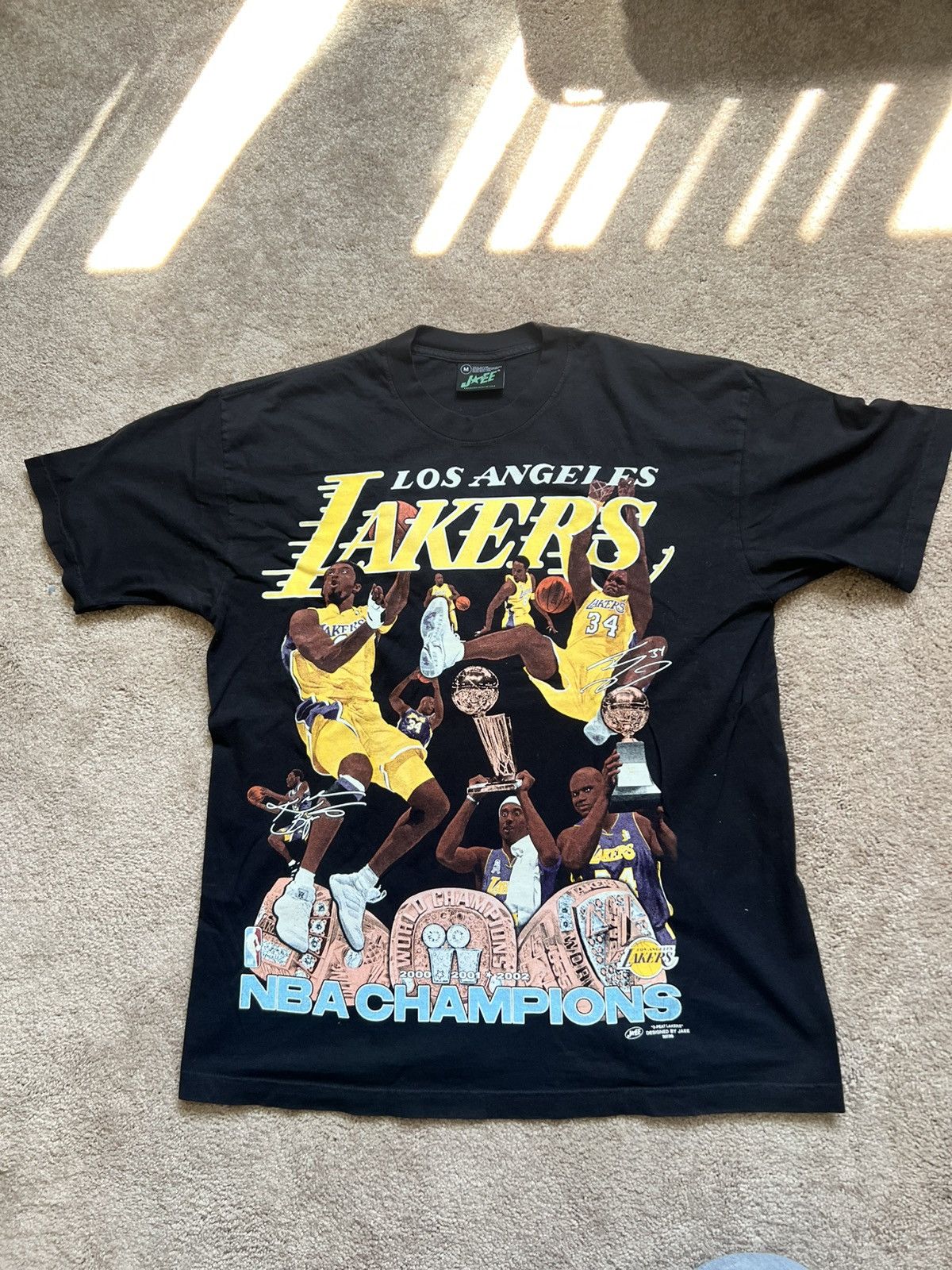 JAEE JAEE Lakers Three Peat Tee - Size M Mens Size US M / EU 48-50 / 2 - 1 Thumbnail