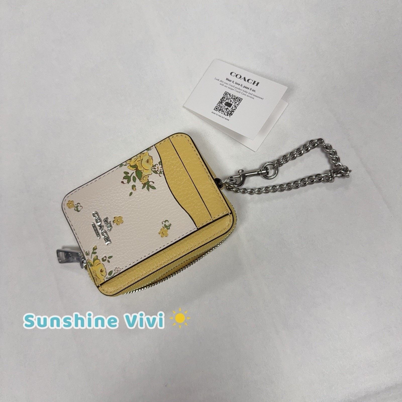 Coach NWT Coach Zip Card Case Signature Canvas Floral CAU44 Chalk Size ONE SIZE - 4 Thumbnail