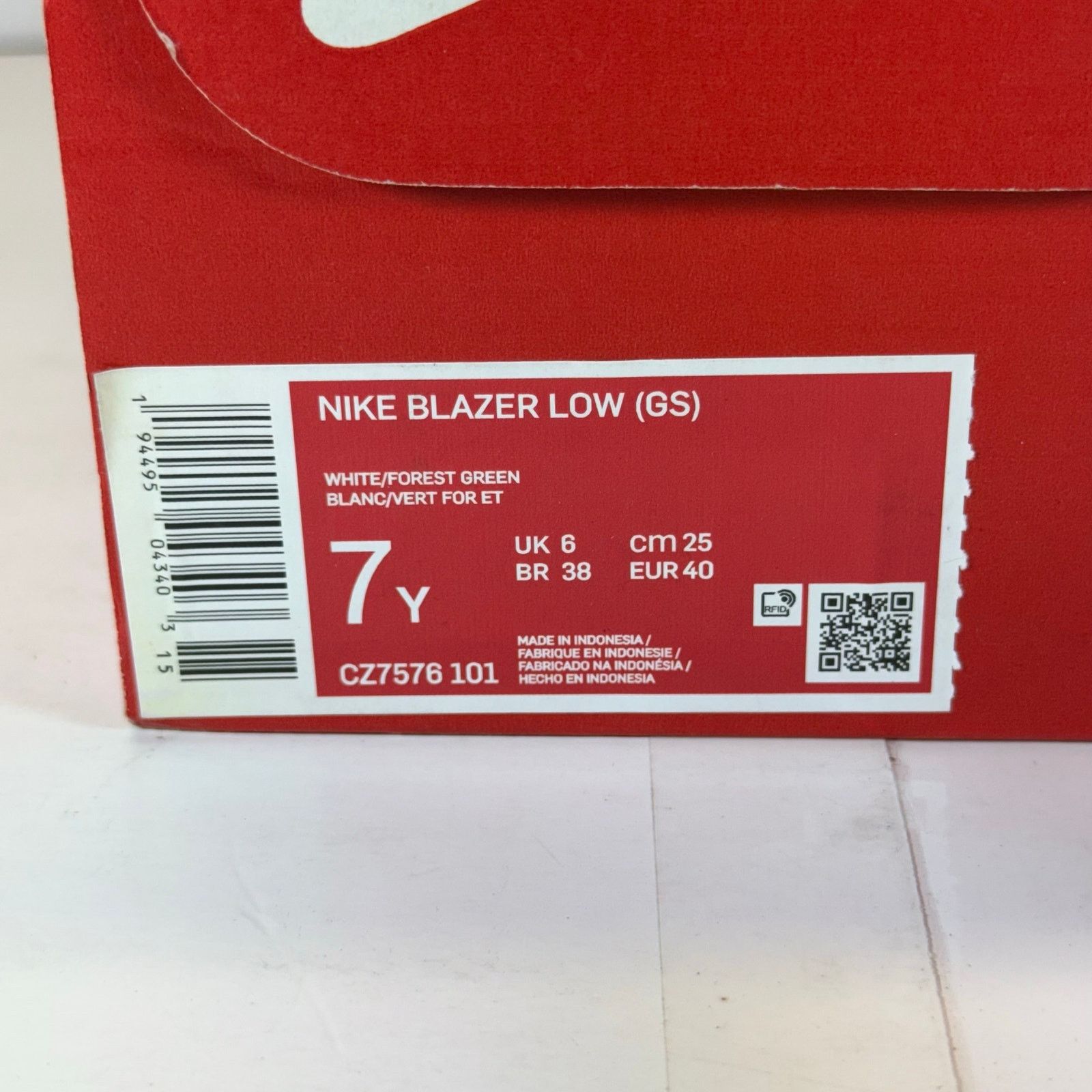 Nike Nike Blazer Low (GS) CZ7576-101 White/Green Size 7 Youth Size US 7 / IT 37 - 7 Thumbnail