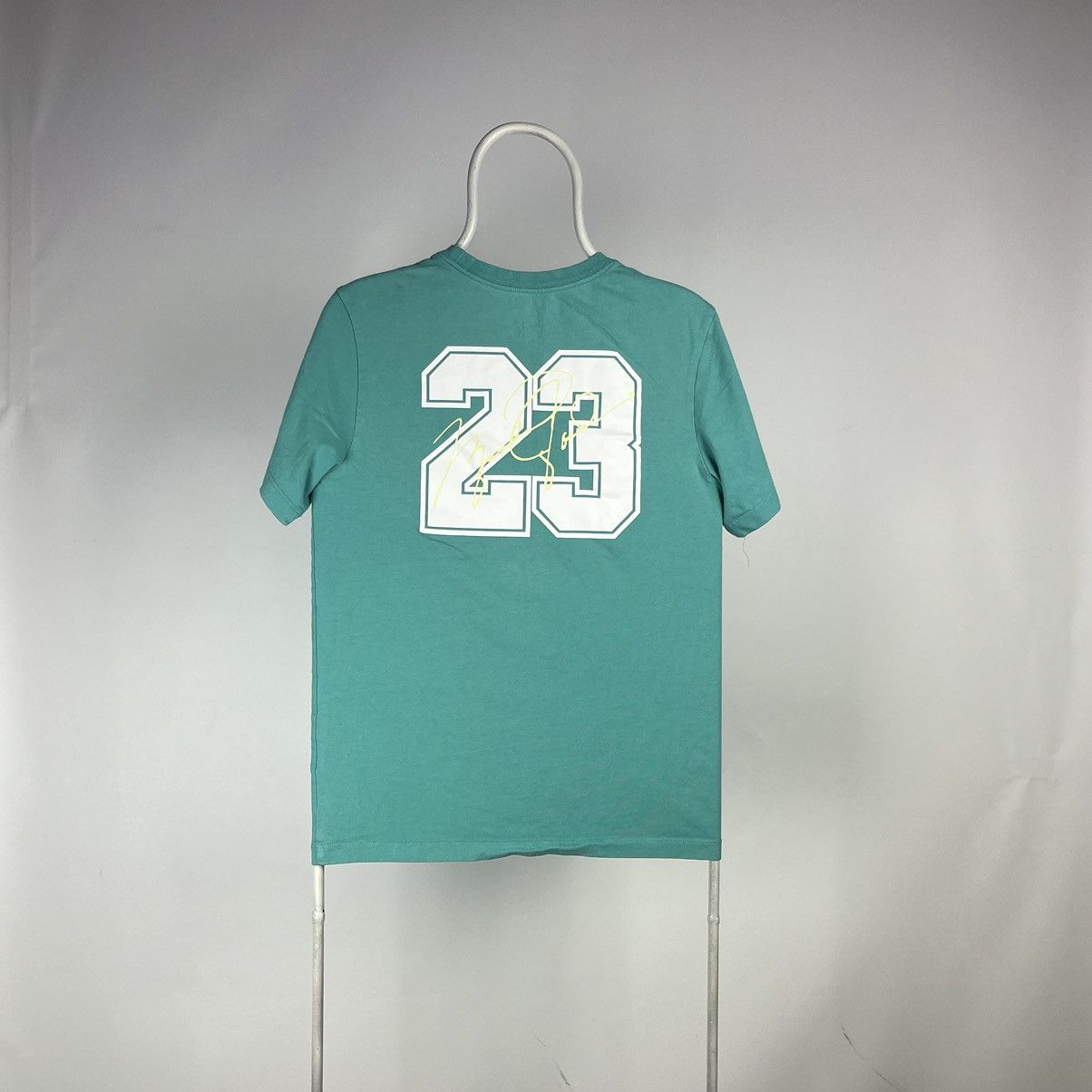 Jordan Brand Nike Jordan 23 Tshirt reverse logo size Small Size US S / EU 44-46 / 1 - 1 Thumbnail