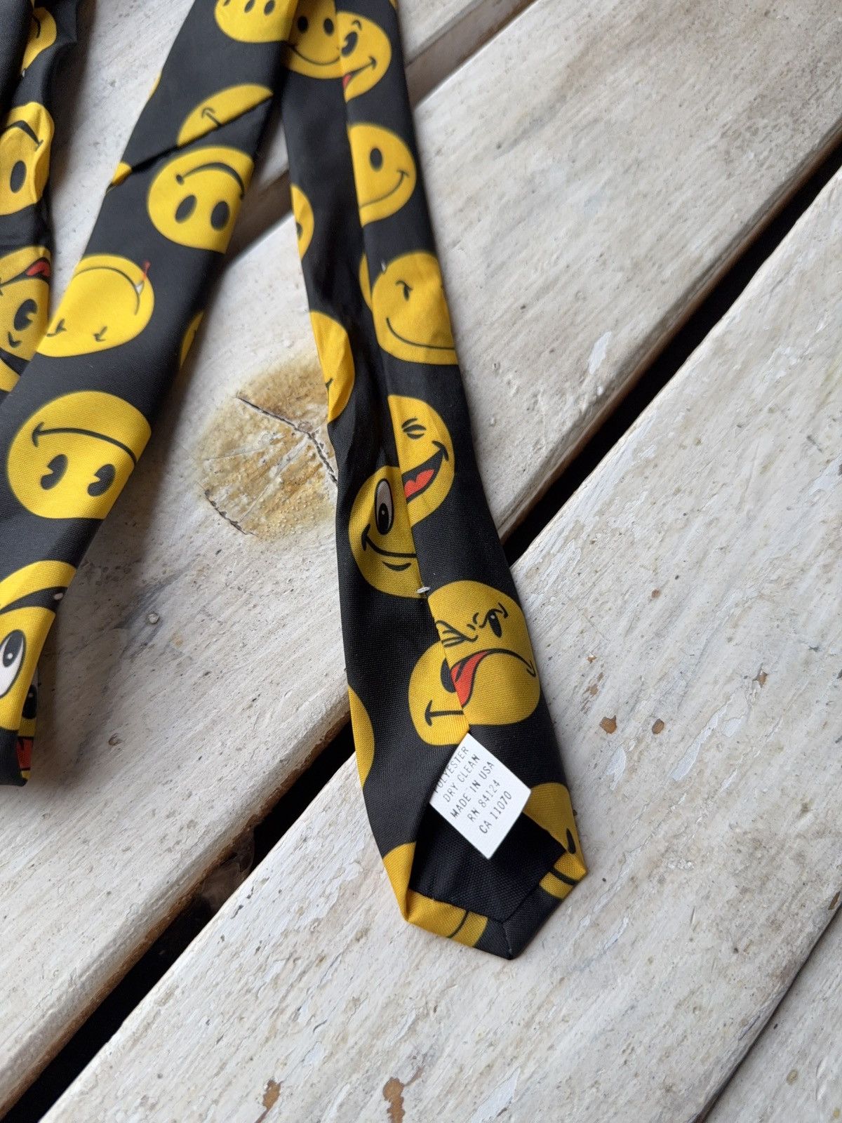 Vintage Vintage Retro 1995 SMILEY FACES Ralph Marlin USA tie Size ONE SIZE - 4 Thumbnail