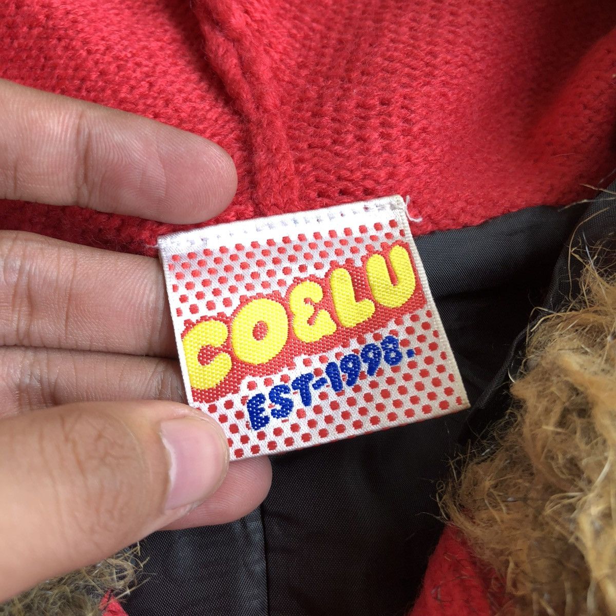 Japanese Brand 2000s Coelu Knit Deer Motif Fur Vest Red Ifsix Lgb Style Size US S / EU 44-46 / 1 - 13 Thumbnail