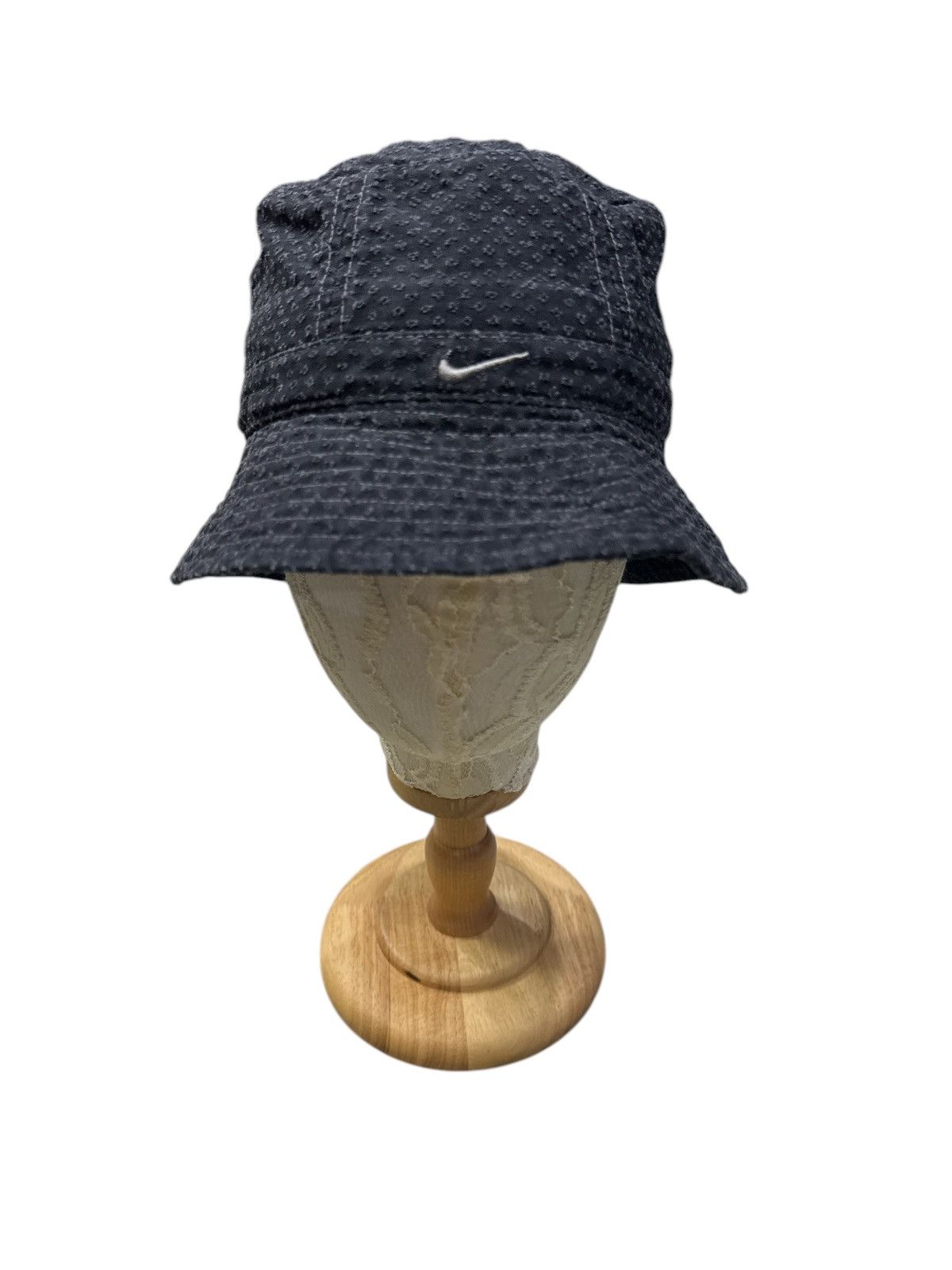 Nike × Vintage VINTAGE Y2K NIKE HOLES DESTROYED PATTERN BUCKET HAT SIZE 56 Size ONE SIZE - 3 Thumbnail