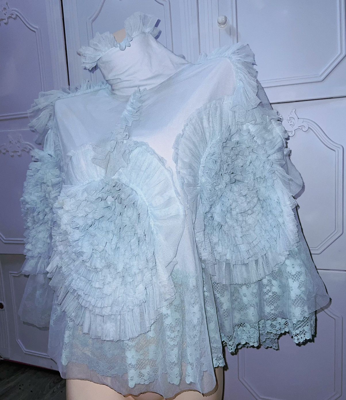 Japanese Brand Dollcake lace chiffon Princess cape👸🏻🧝🏻‍♀️ Size ONE SIZE - 2 Thumbnail