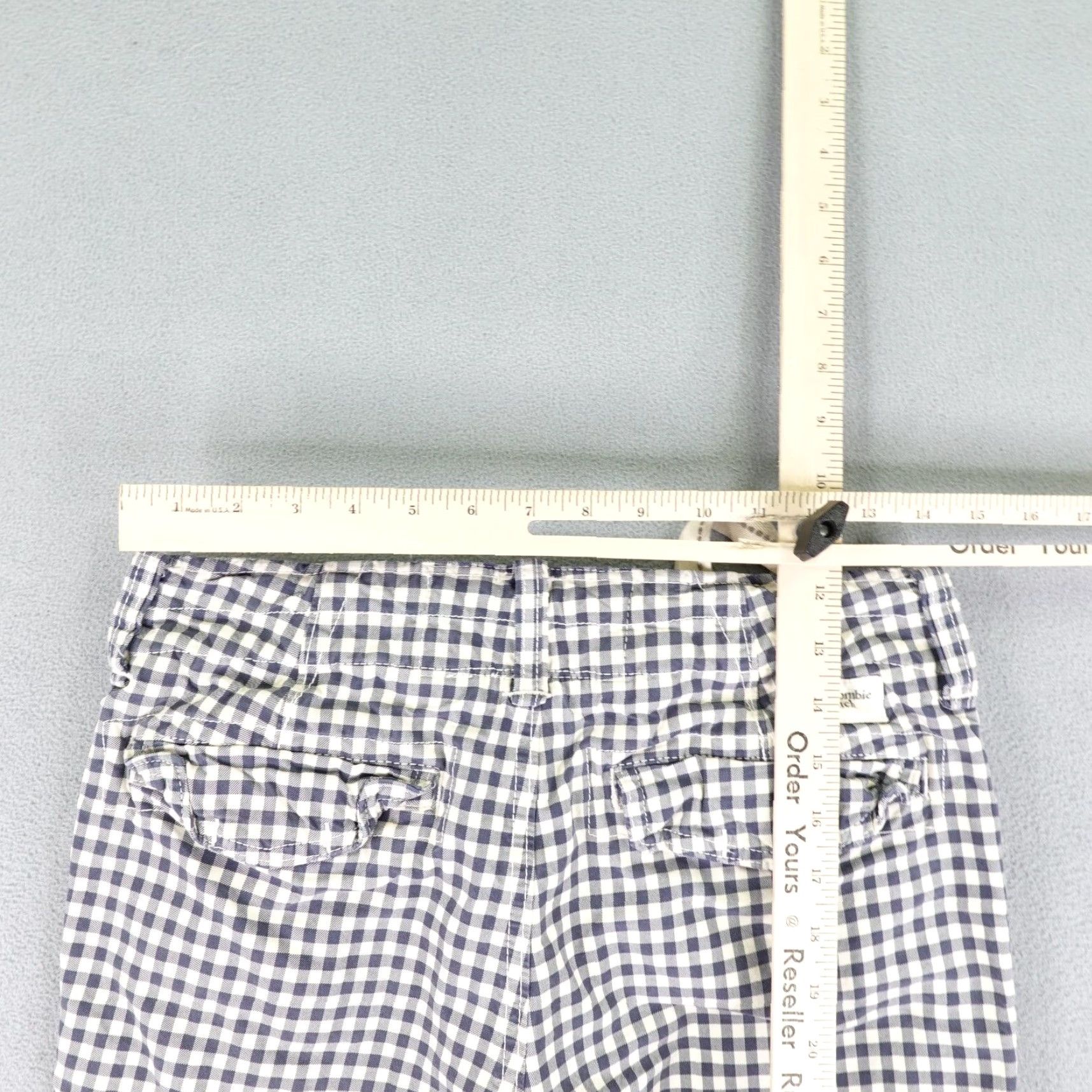 Abercrombie & Fitch Abercrombie & Fitch Shorts Mens 28 Blue White Gingham Check Button Fly Drawstrings 28 Men Blue Plaid Casual Chino Outdoor Preppy Mens Size US 28 / EU 44 - 6 Thumbnail