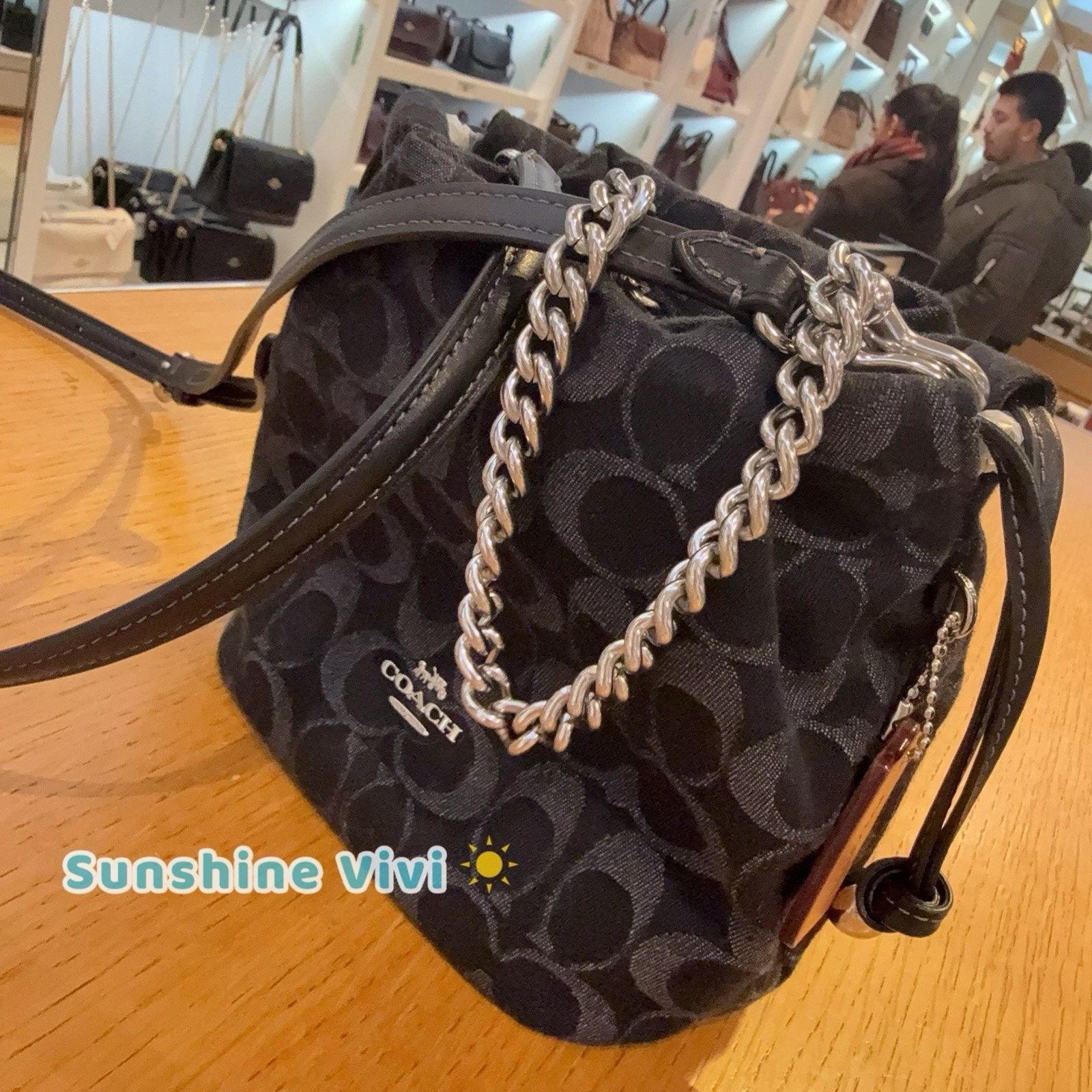 Coach NWT Coach Faye Mini Drawstring Bag Signature CCZ45 denim Size ONE SIZE - 5 Thumbnail