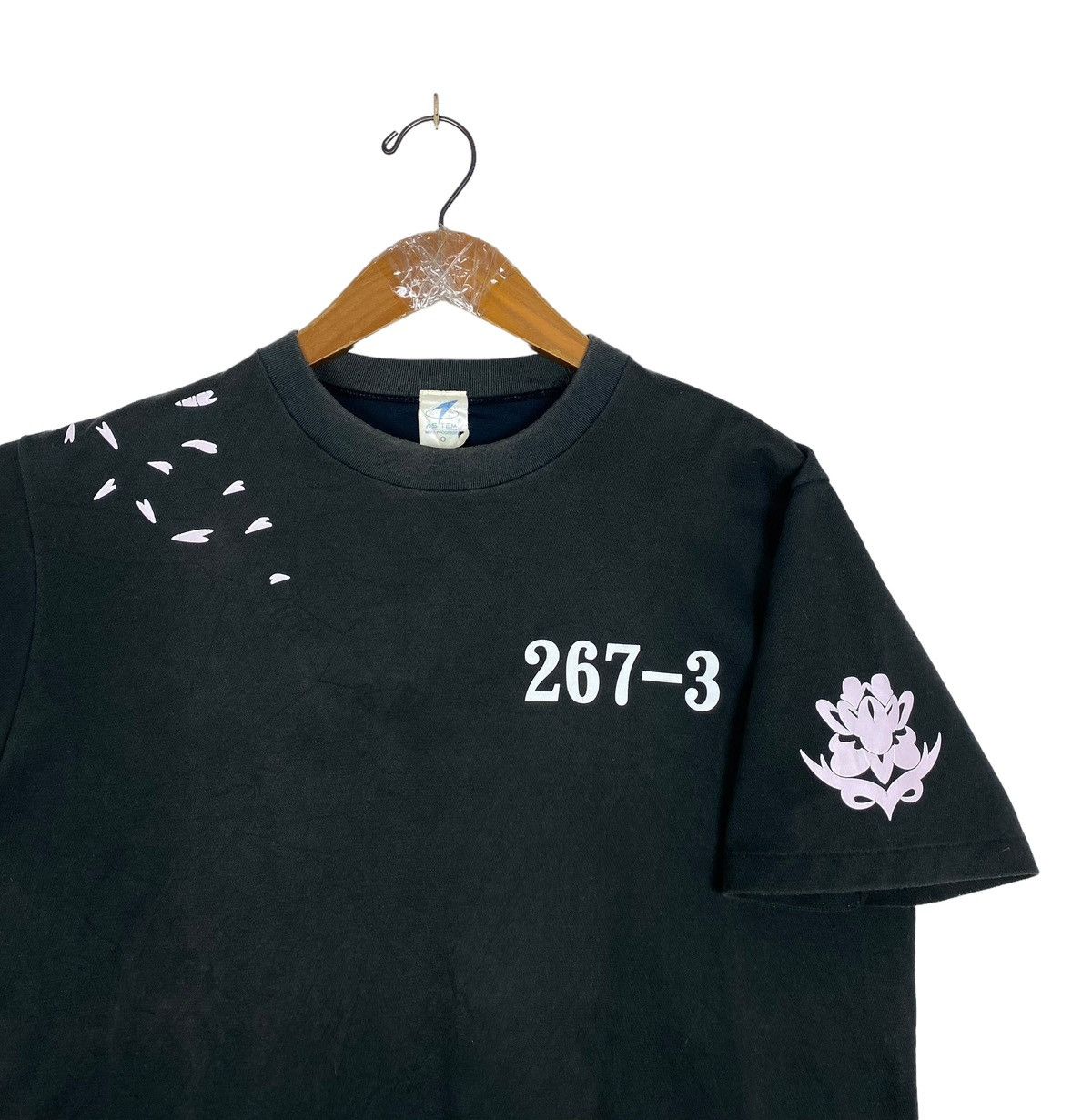 Japanese Brand Rare‼️ Vintage Anime Japan T-Shirt Made in Japan Size US S / EU 44-46 / 1 - 5 Thumbnail