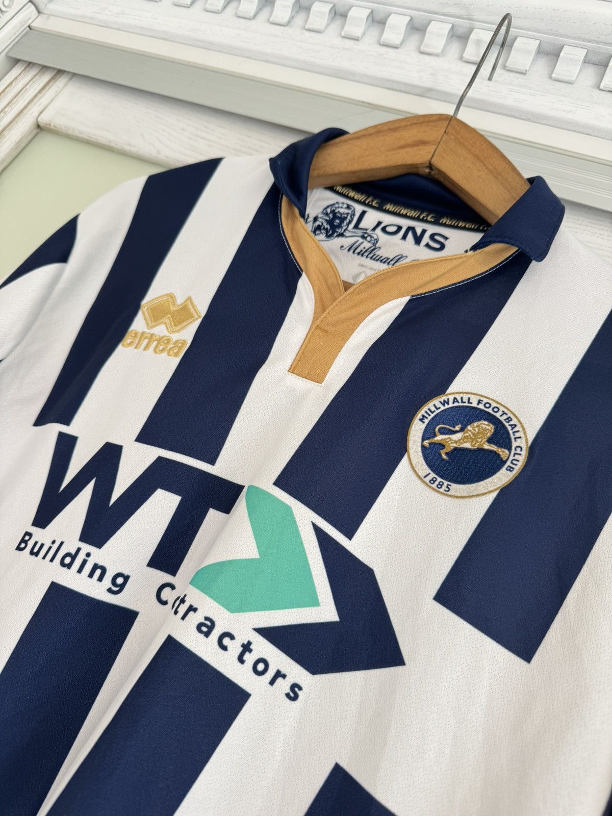 Errea Millwall 2016-2017 Home Soccer Longsleeve Jersey Football Size US S / EU 44-46 / 1 - 7 Thumbnail